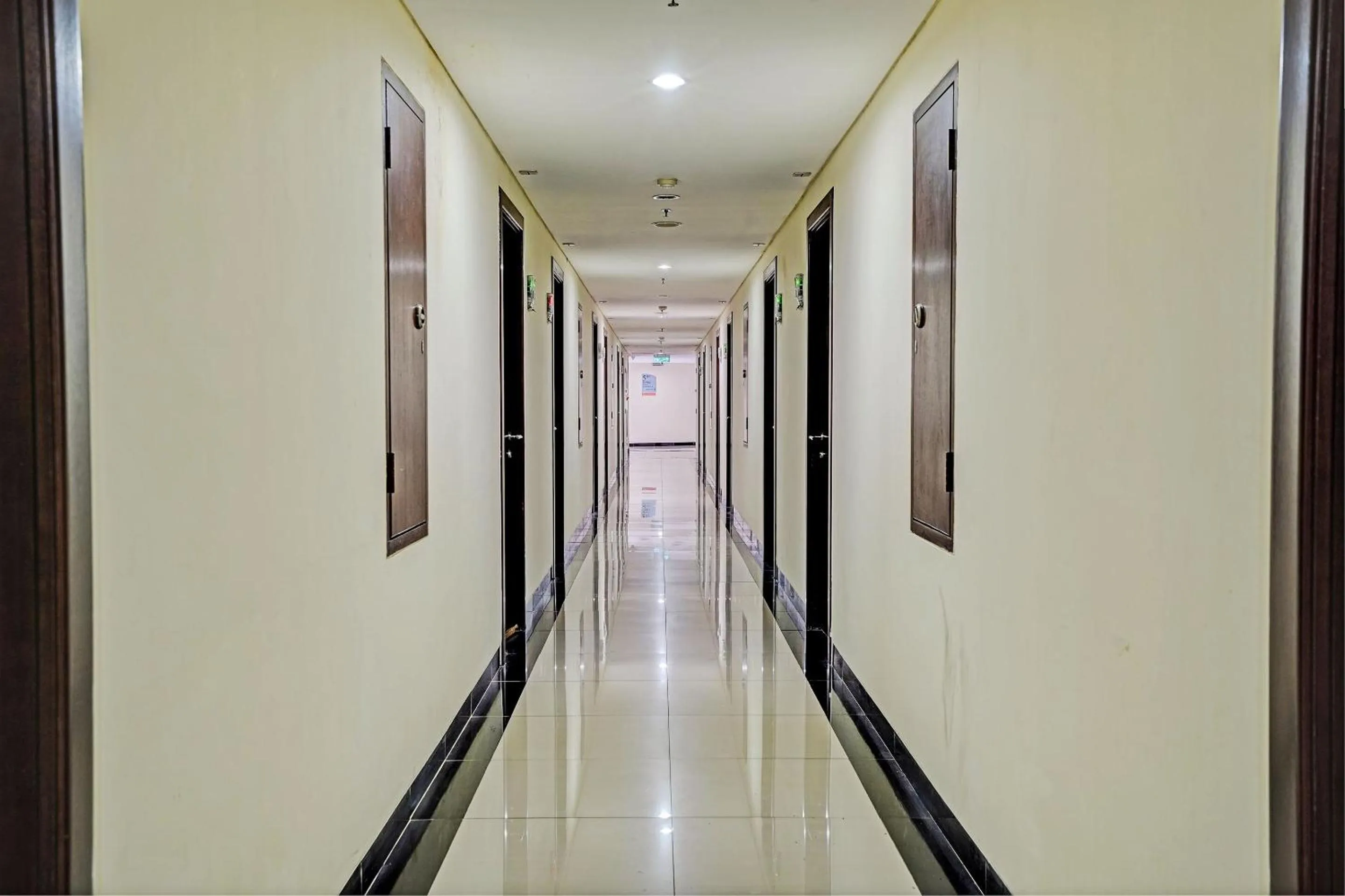 Lobby or reception in OYO Life 93065 Apartemen Gateway Pasteur By Glory Rent