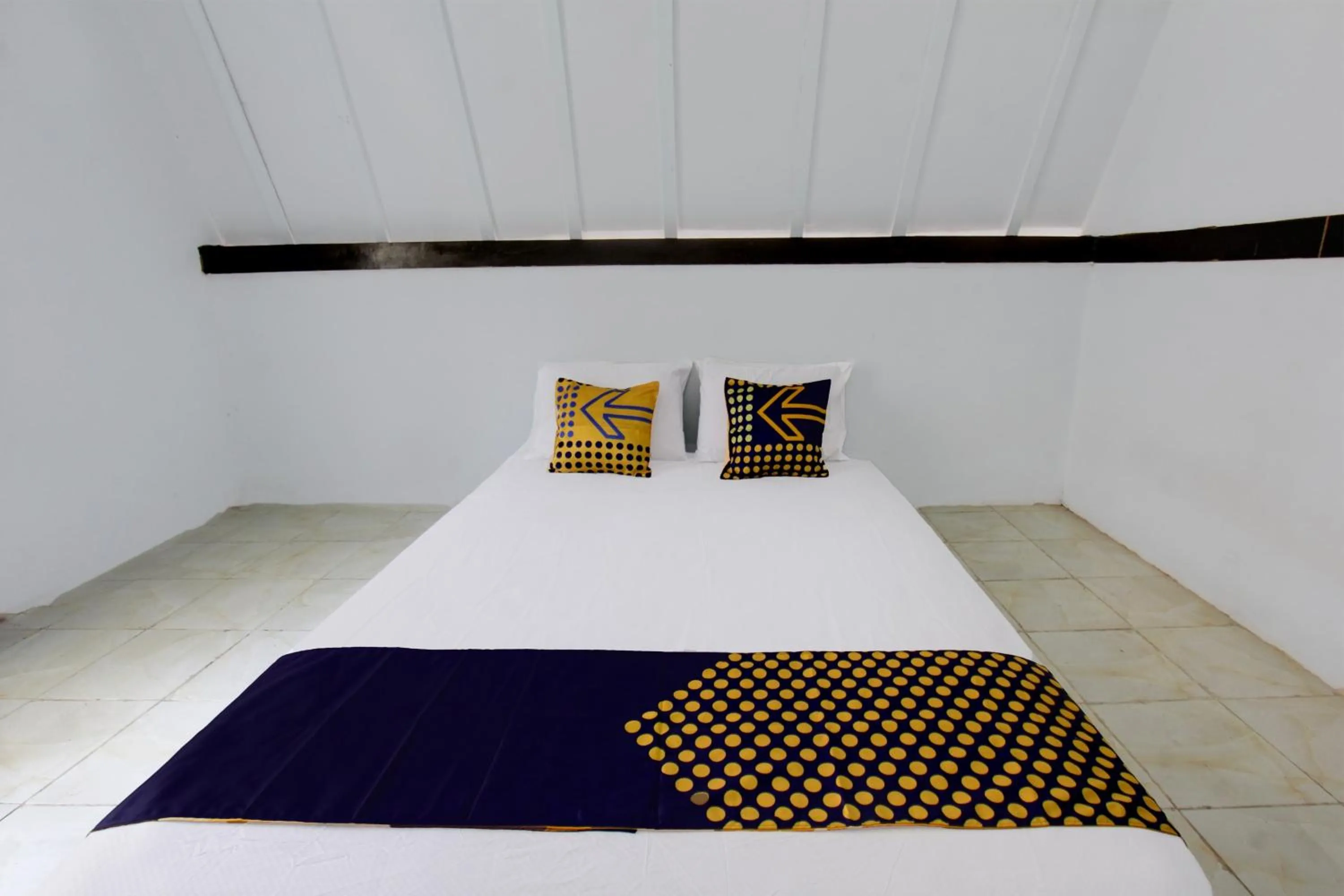 Bedroom, Bed in OYO Life 93154 White Kos Jenggala