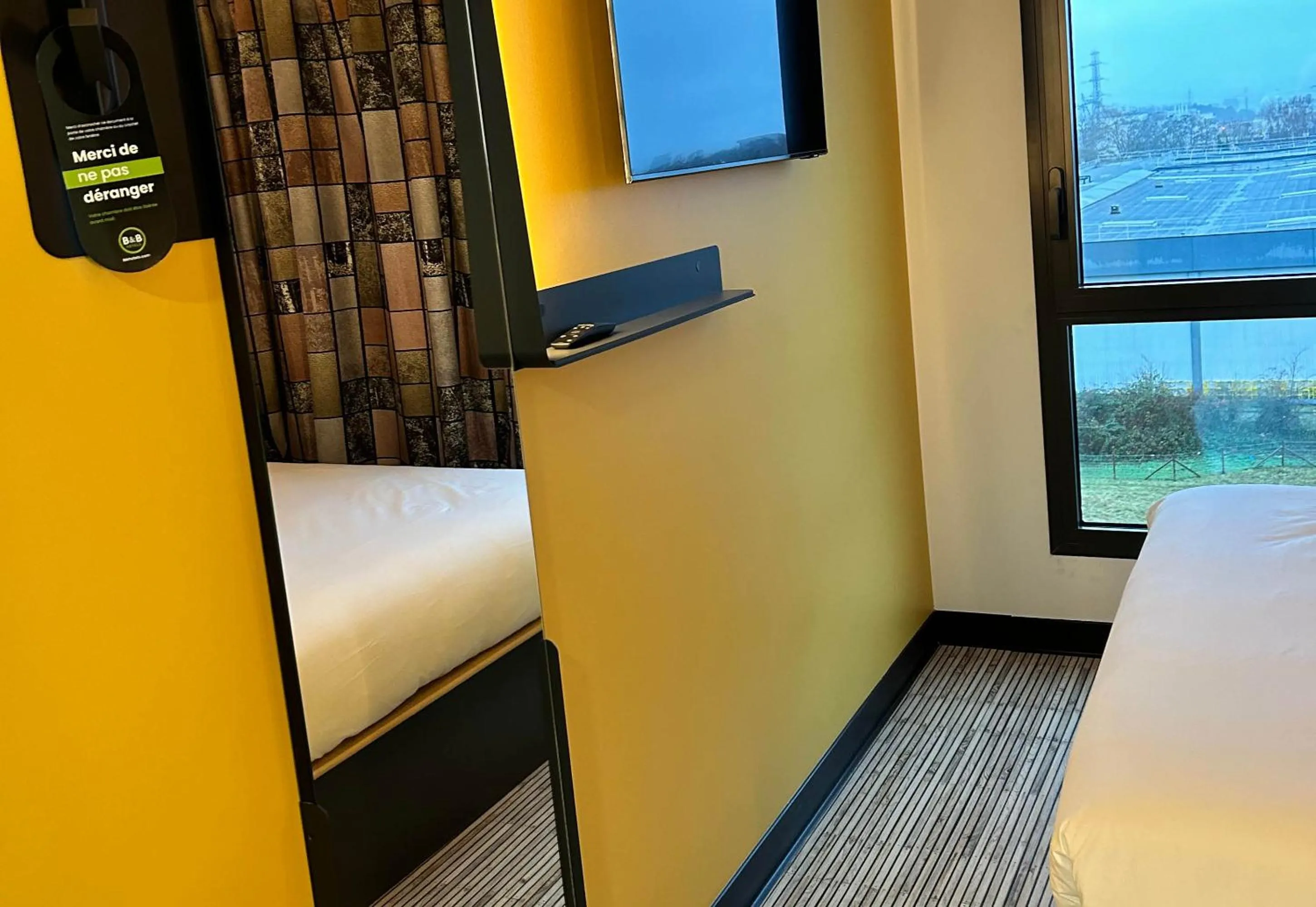 Bedroom, Bed in B&B HOTEL Cergy Saint-Christophe Gare