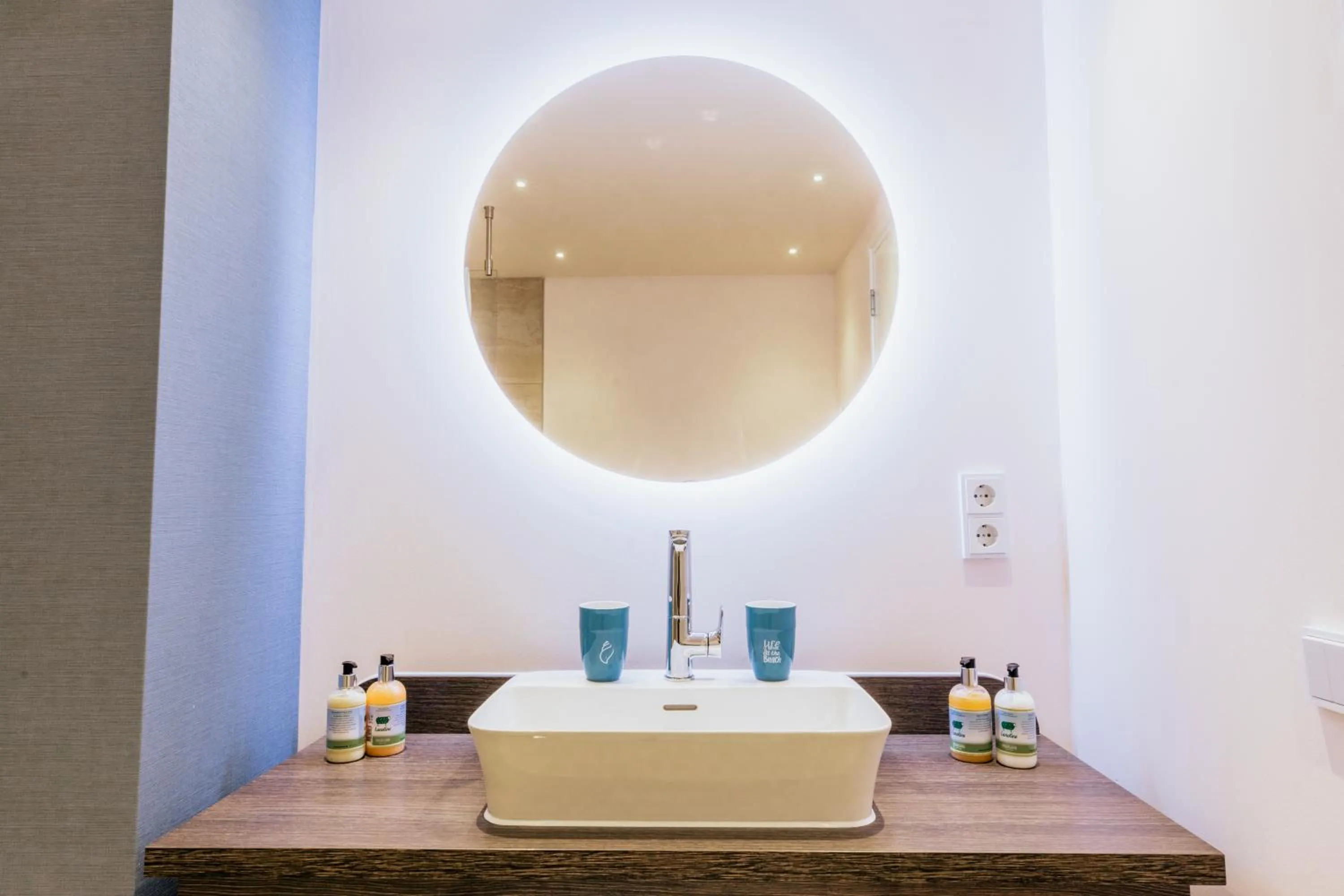 Bathroom in Grand Hotel Opduin