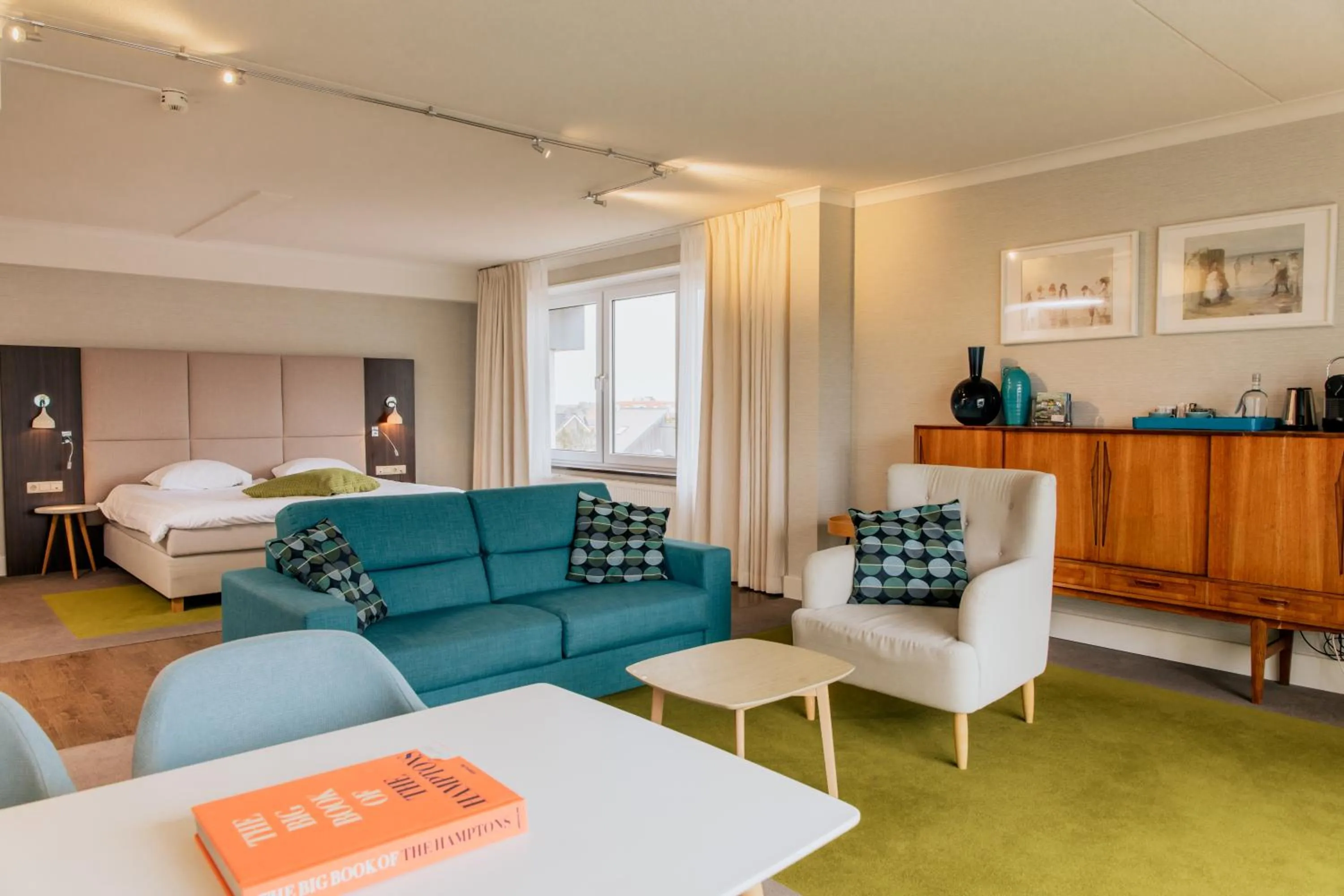 Bedroom, Bed in Grand Hotel Opduin