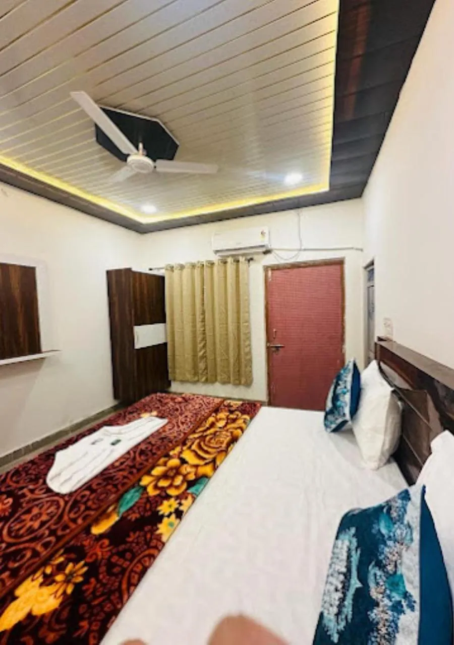 The Nirmala palace Ayodhya