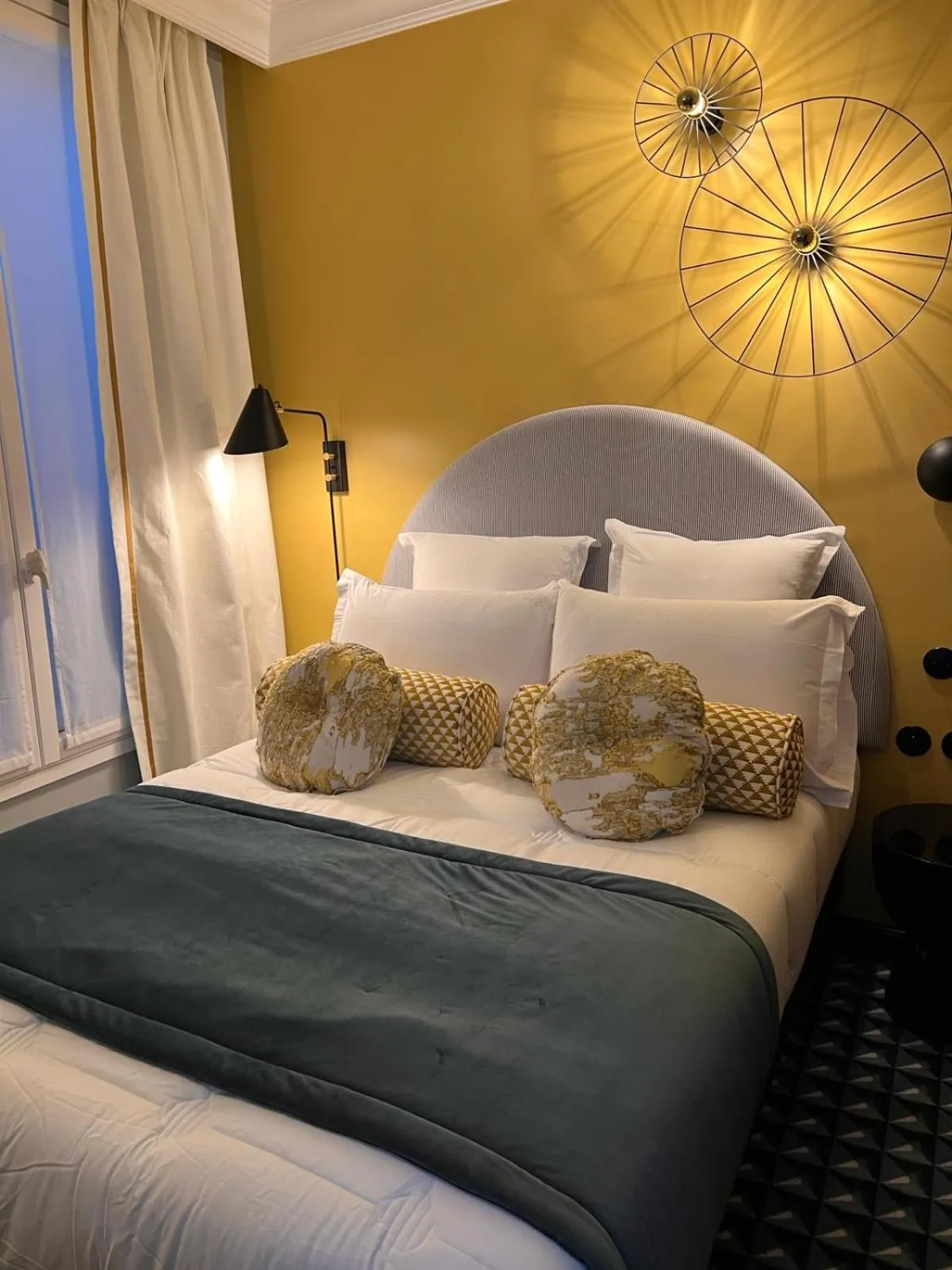 Bed in LE CLARK HOTEL