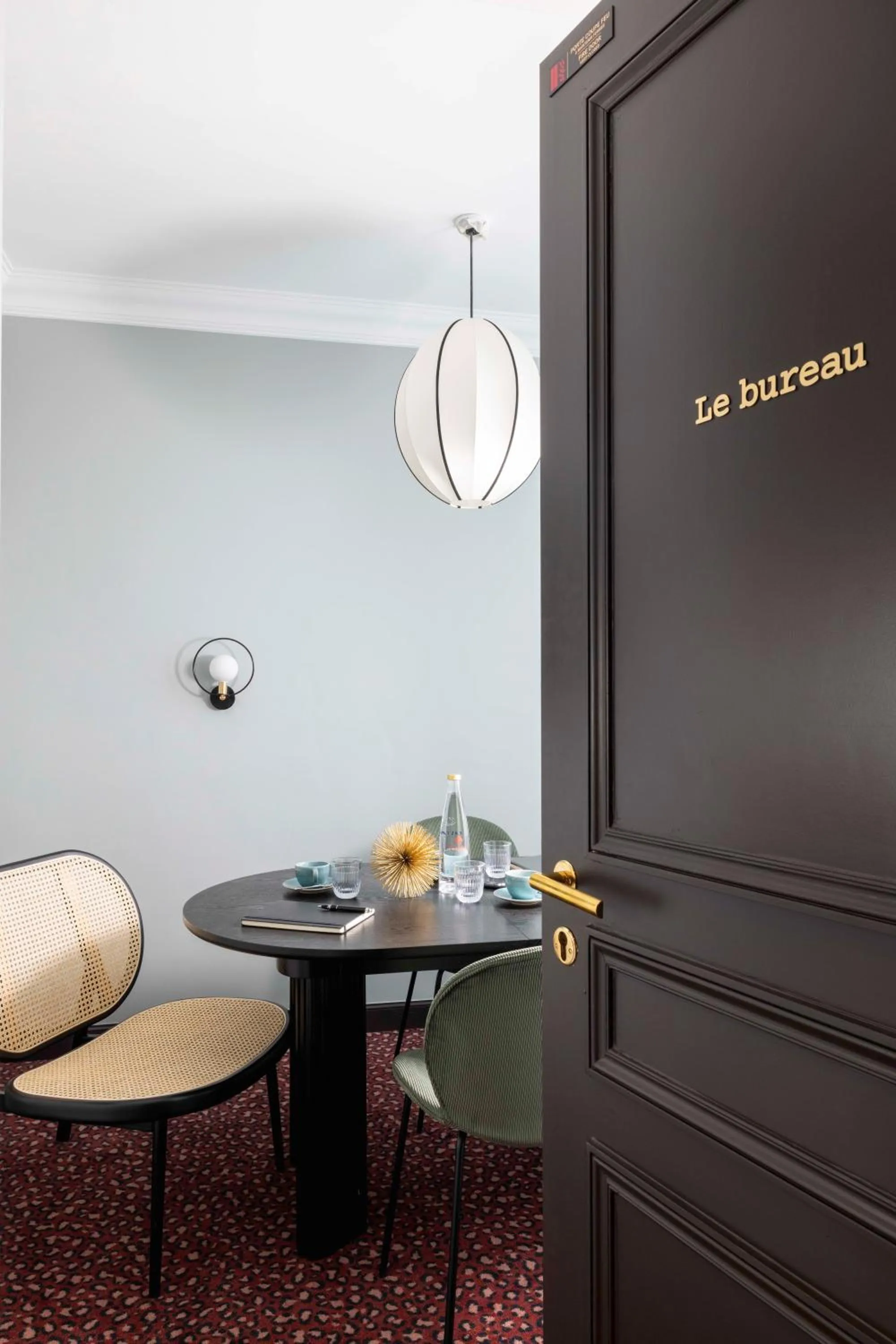 Seating area in LE CLARK HOTEL