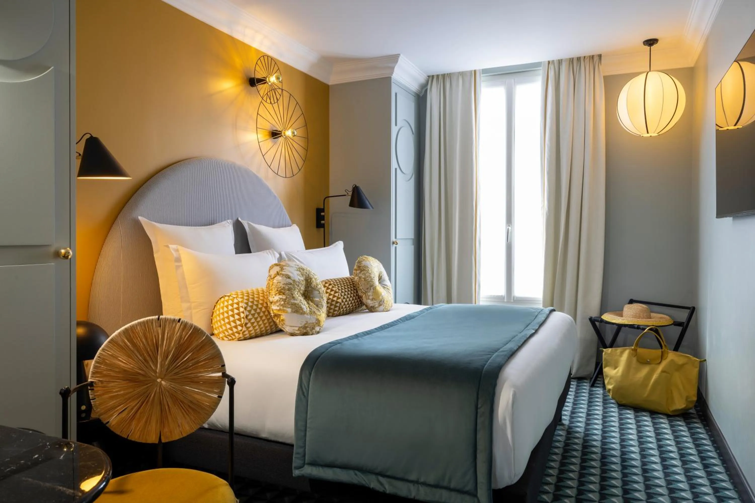 Bed in LE CLARK HOTEL