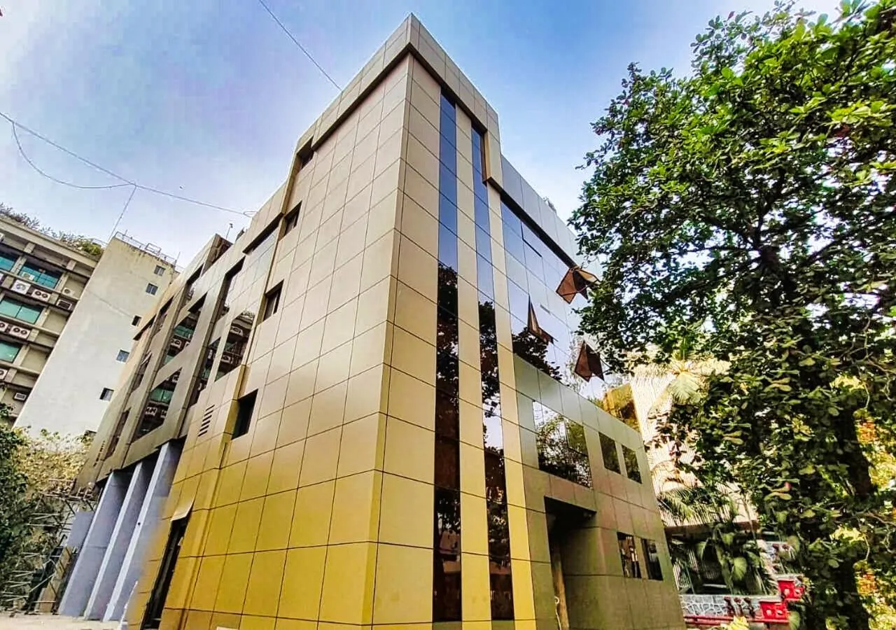 Property building in Maxxvalue Hotel MIDC - Andheri