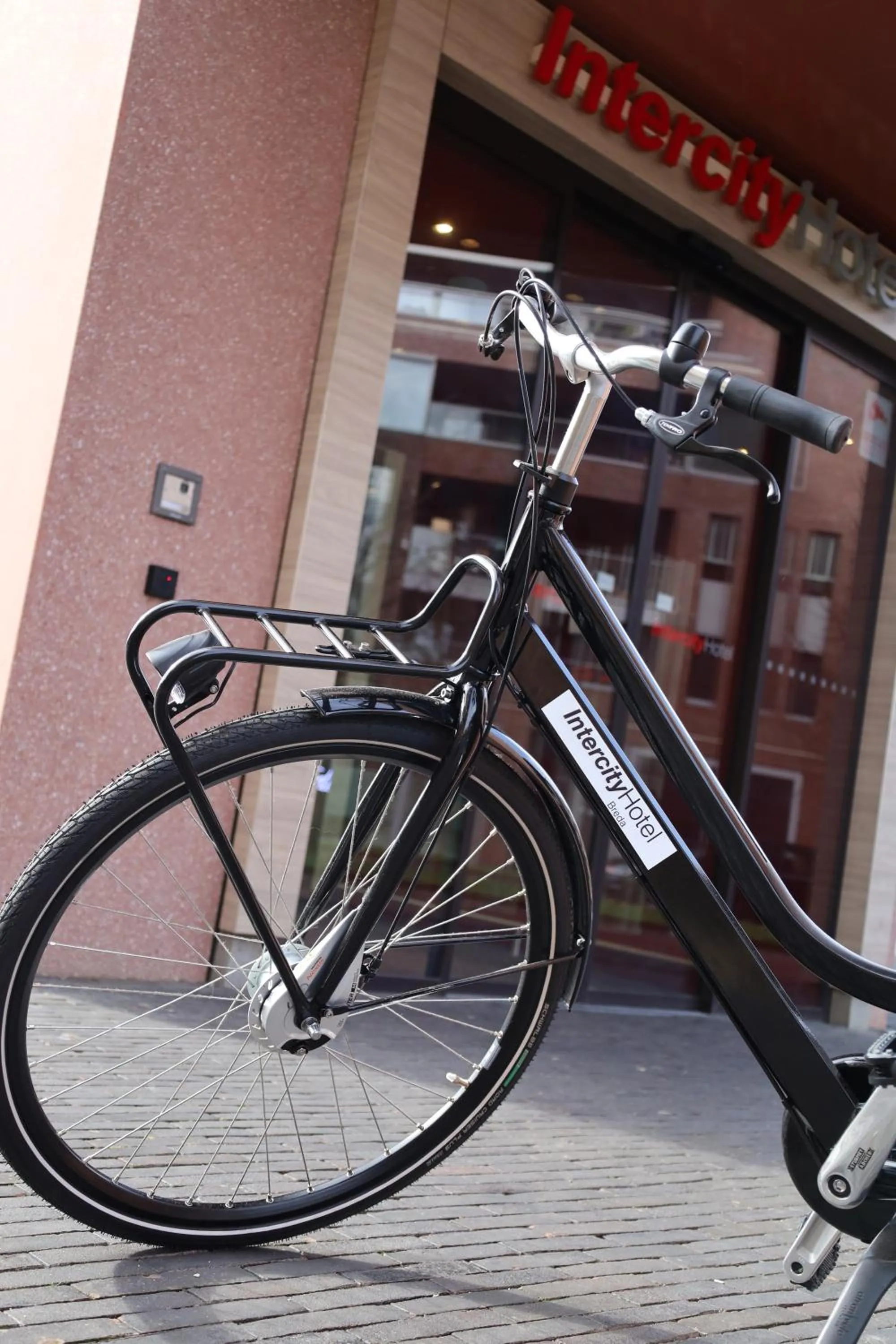 Cycling in IntercityHotel Breda