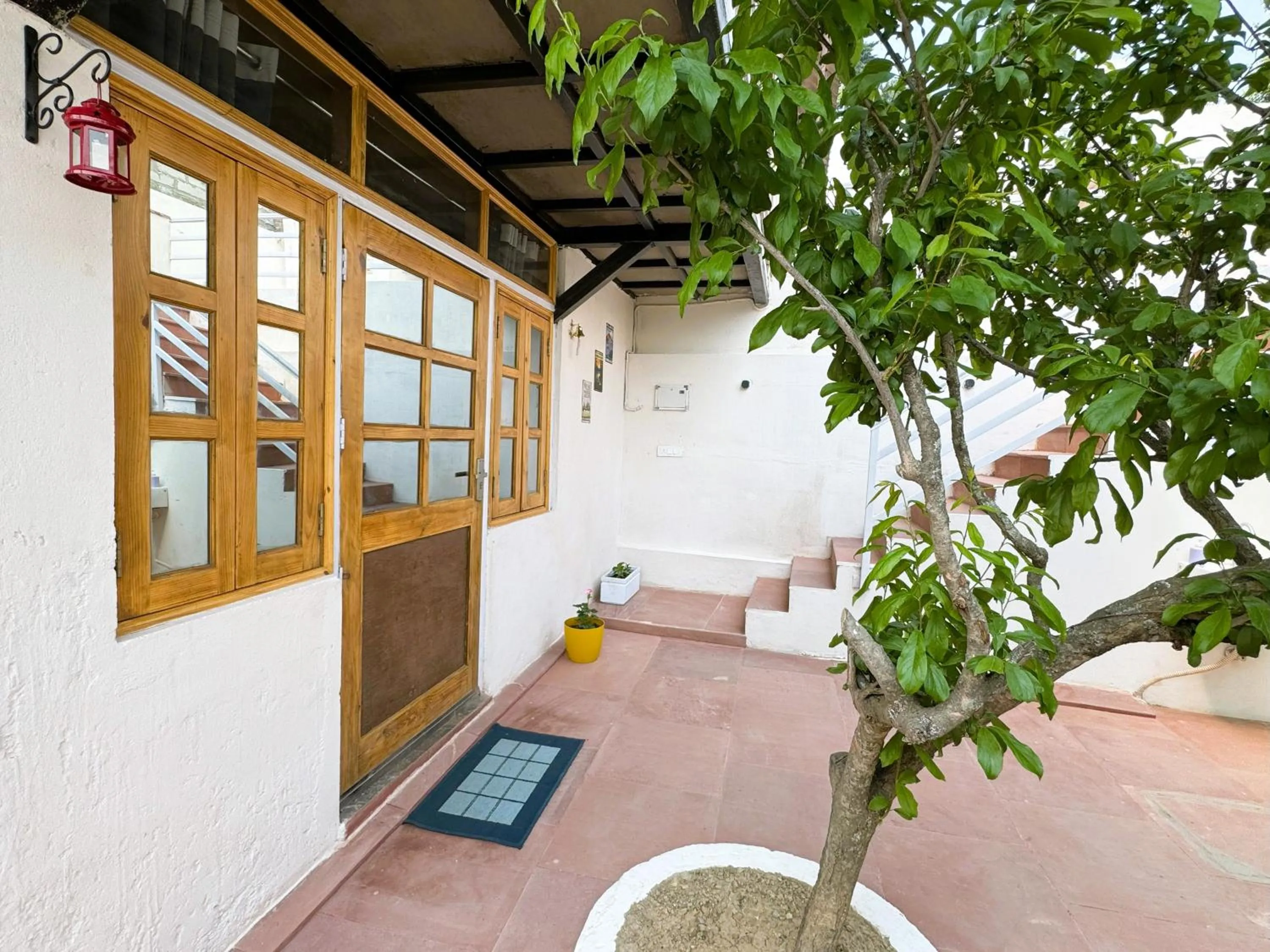 Balcony/Terrace in Wanderlust Mukteshwar