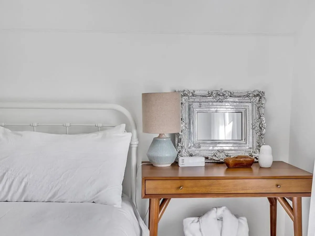 Bed in The Gem - Beautiful farmhouse with hot tub