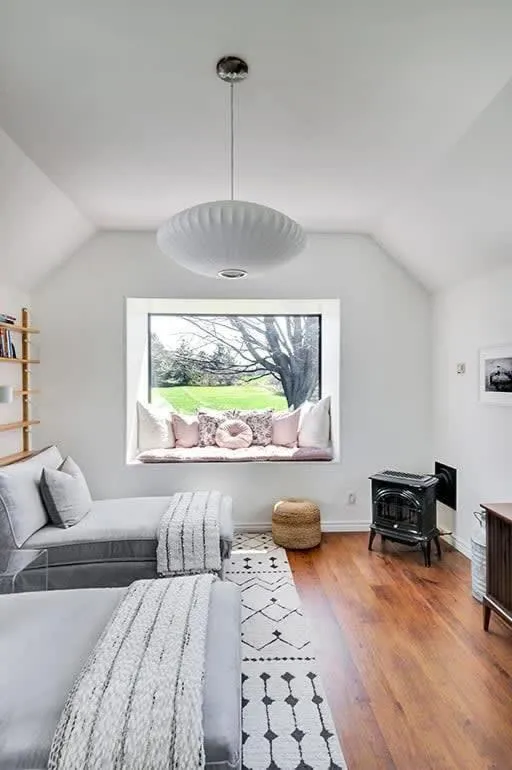 Bed in The Gem - Beautiful farmhouse with hot tub