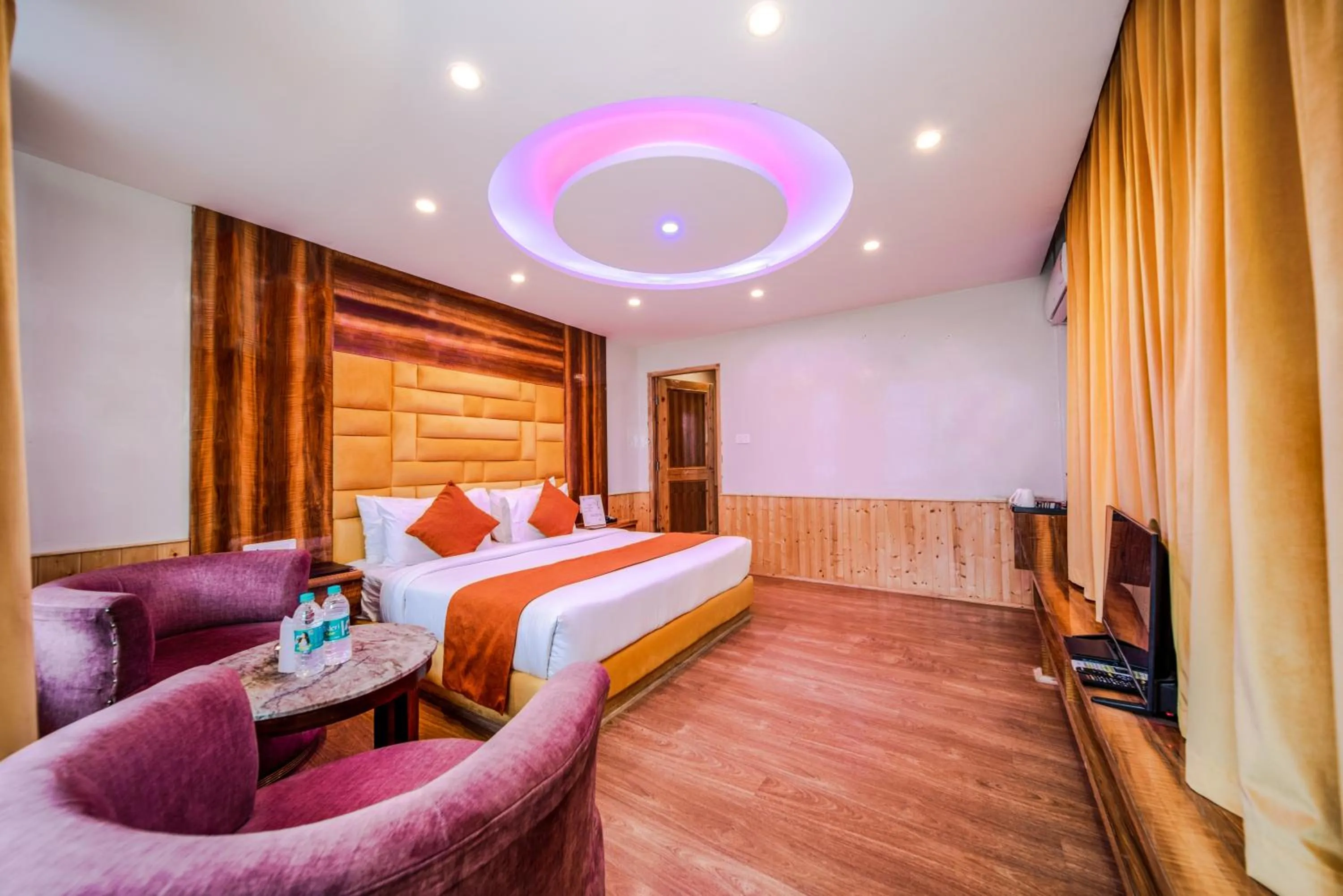 Photo of the whole room, Bed in Hill River Resort By West Western -Property of the Year 2024-25 - Central Heated & Air Cooled, Near Mall Road