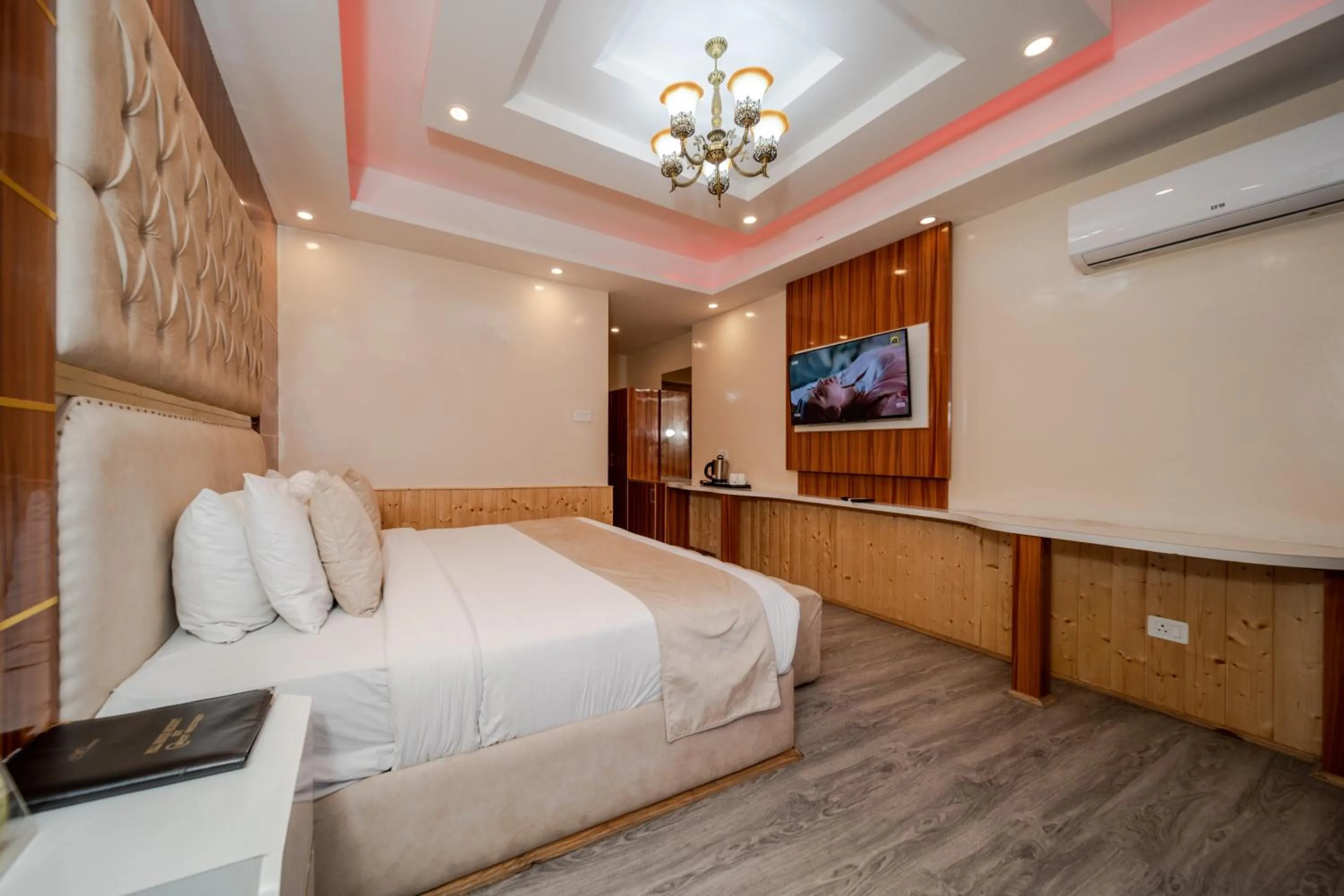 Bedroom, Bed in Hill River Resort By West Western -Property of the Year 2024-25 - Central Heated & Air Cooled, Near Mall Road