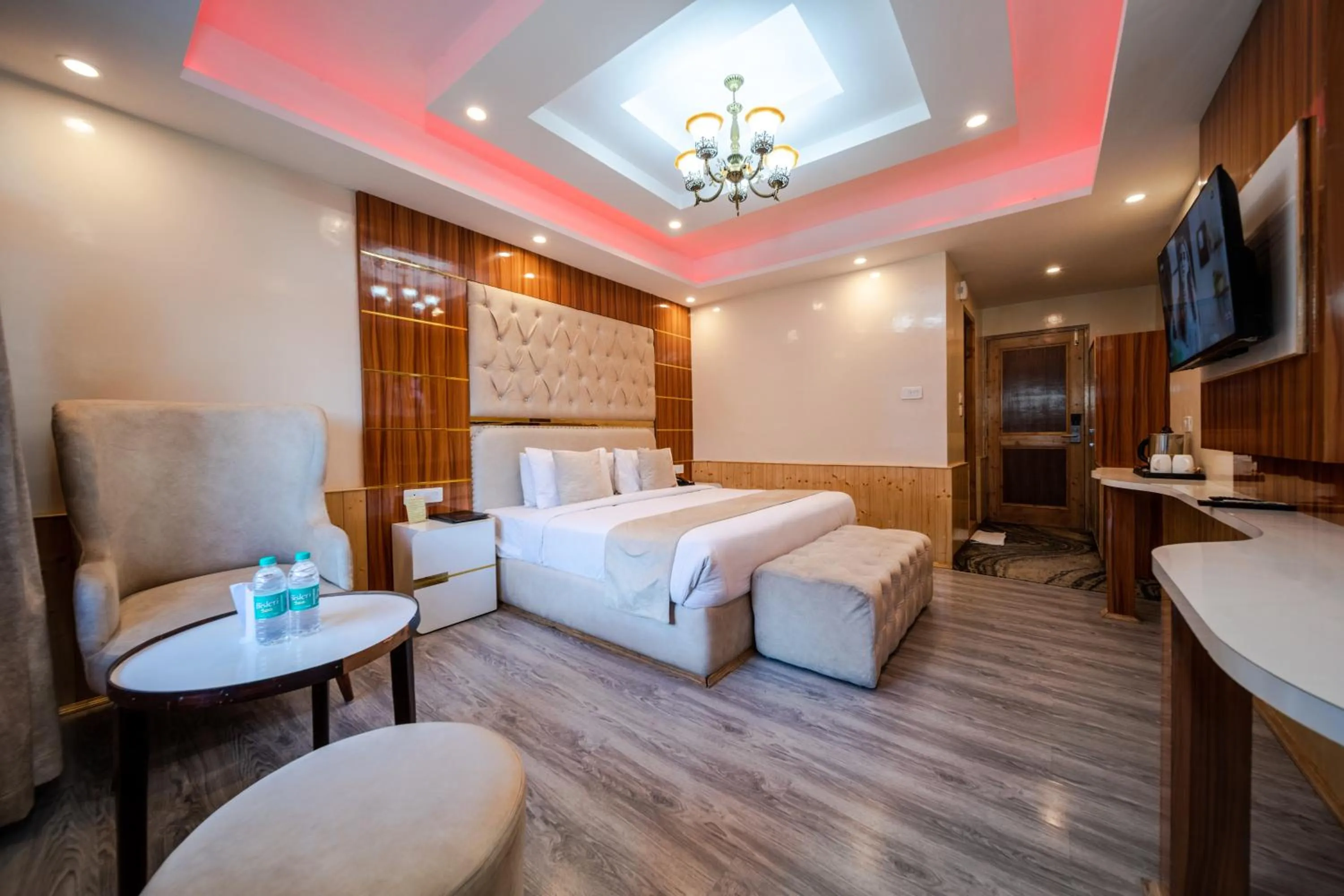 Bedroom, Bed in Hill River Resort By West Western -Property of the Year 2024-25 - Central Heated & Air Cooled, Near Mall Road