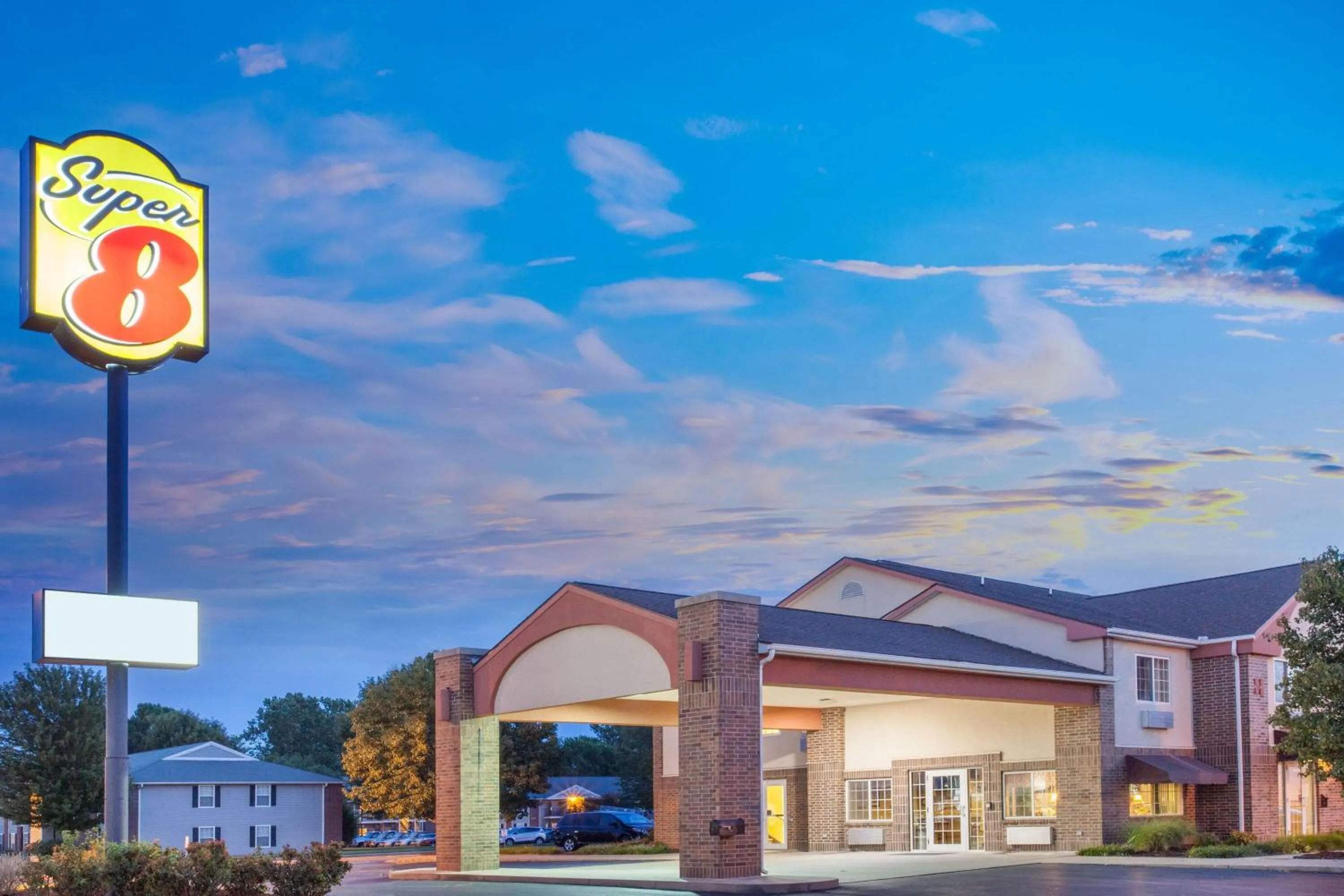 Property building in Super 8 by Wyndham Carthage