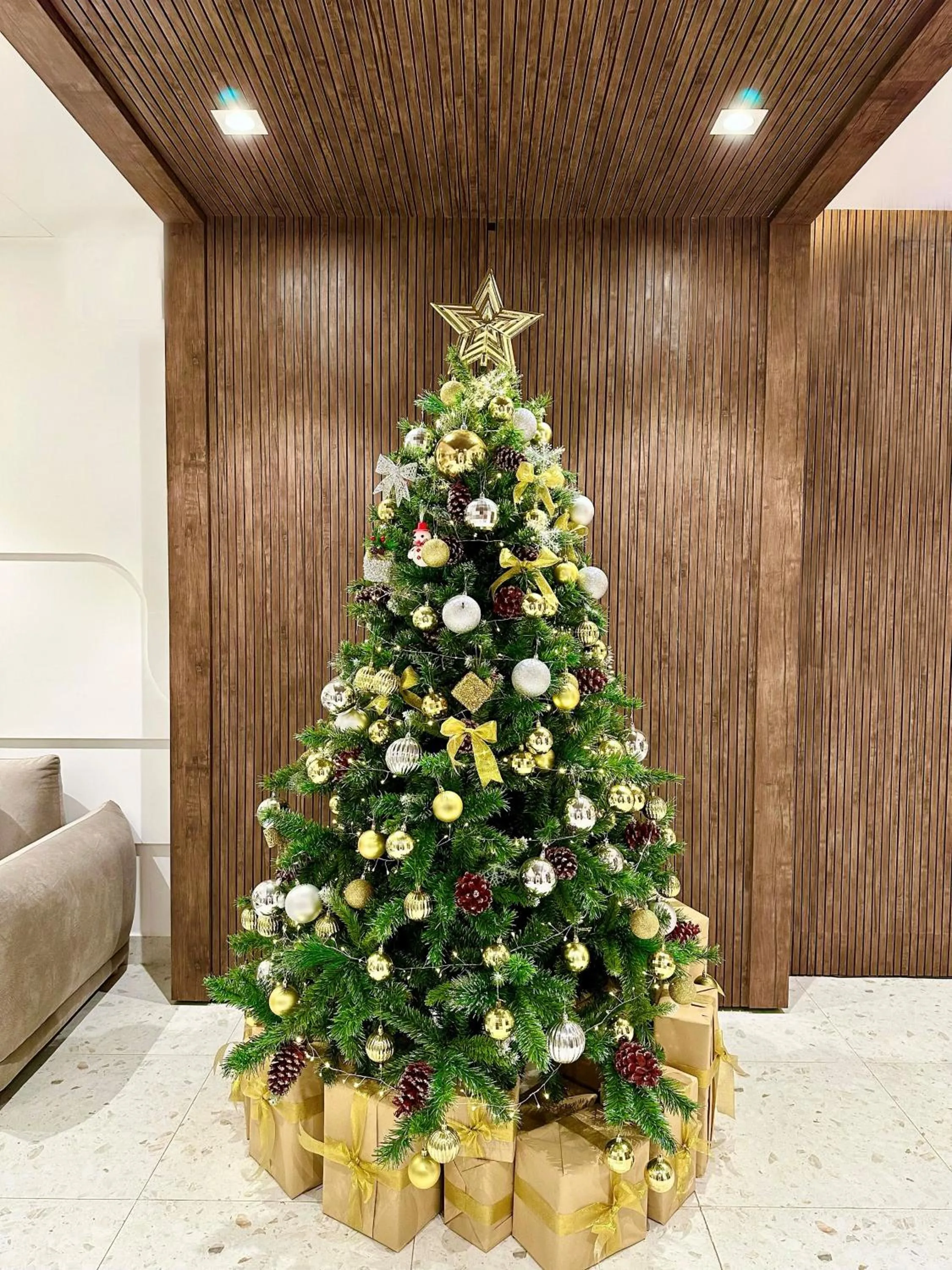 Decorative detail in Hải Long Hotel 2