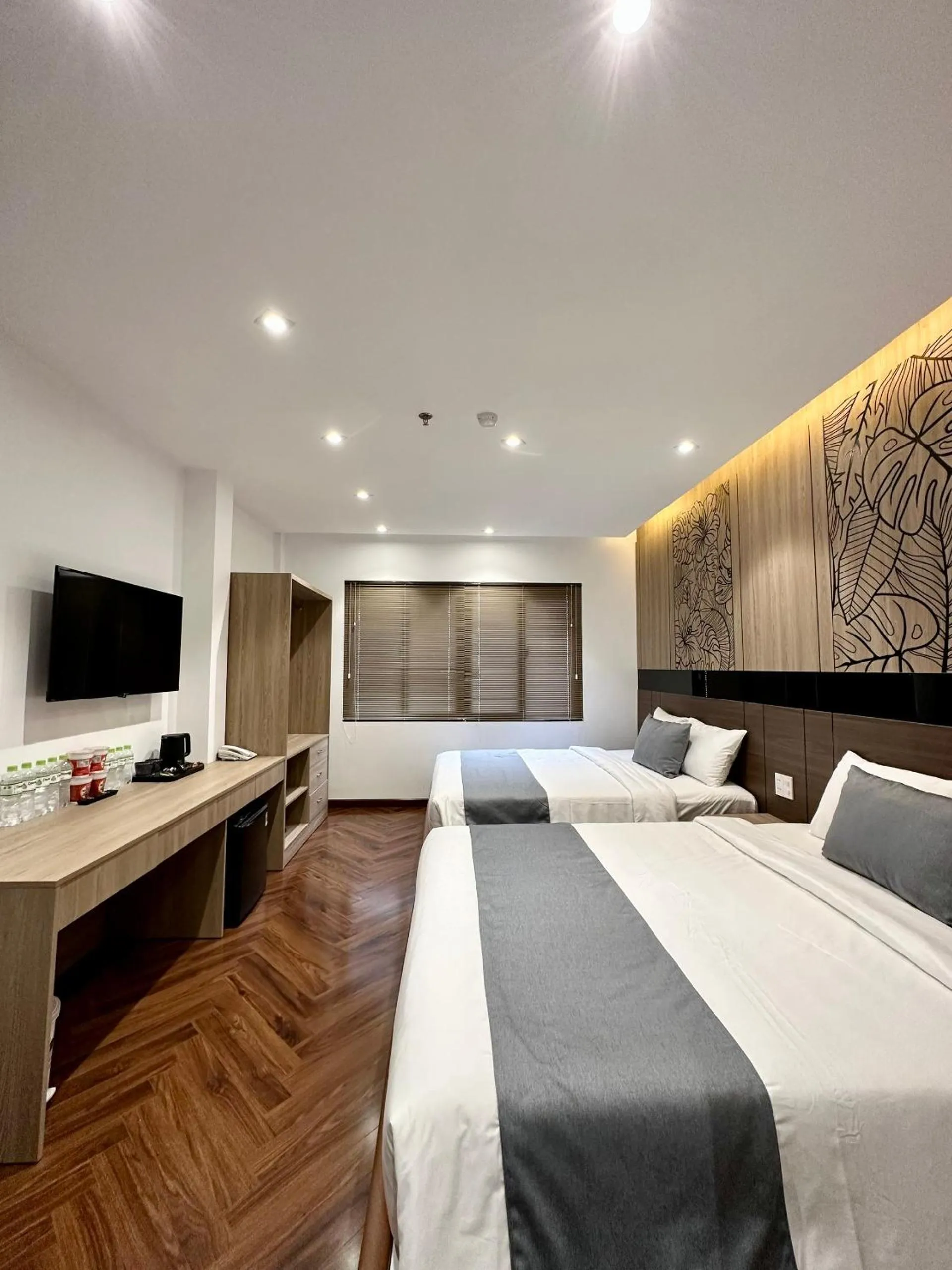 Communal lounge/ TV room, Bed in Hải Long Hotel 2