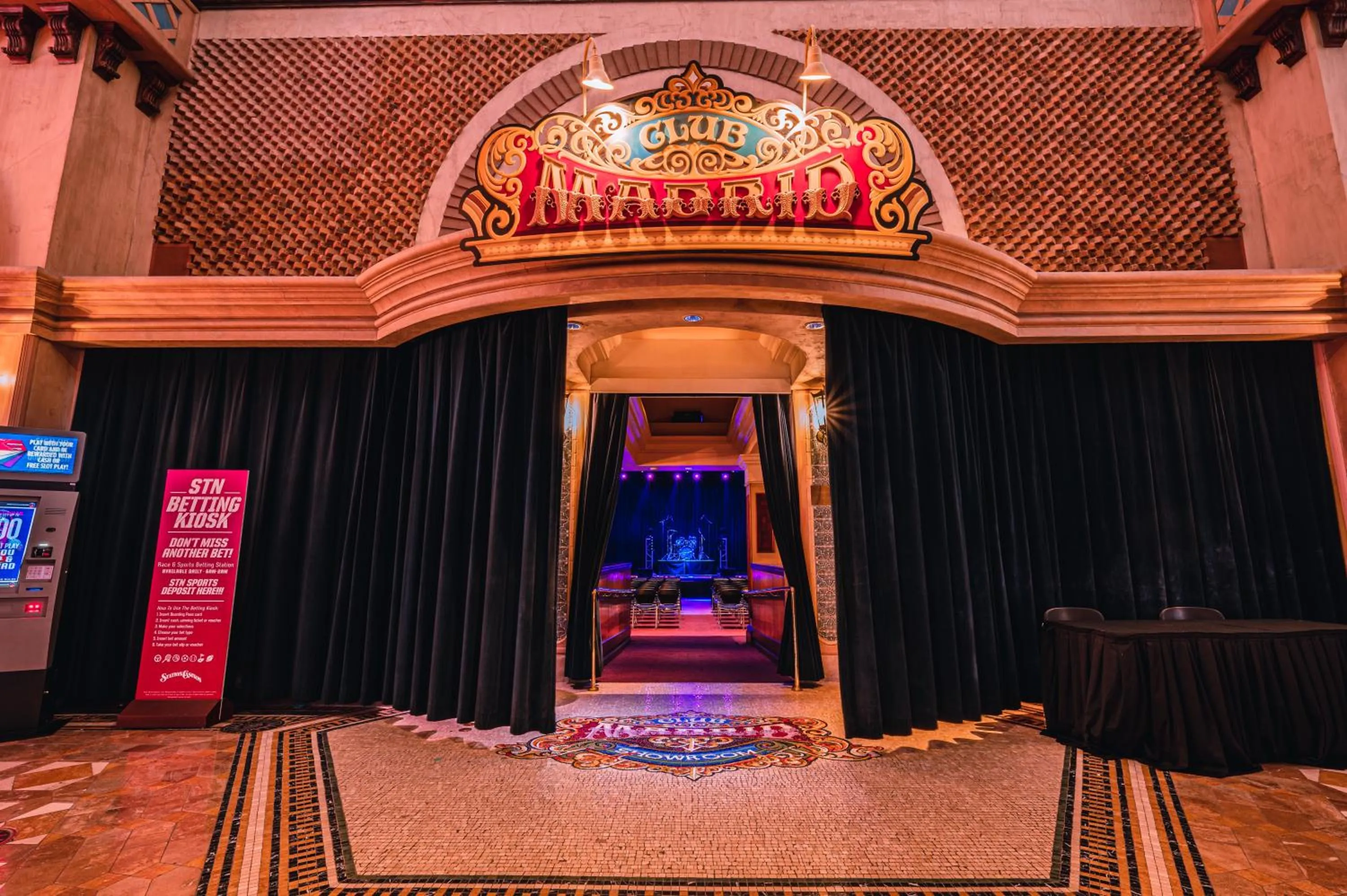 Entertainment in Sunset Station Hotel & Casino