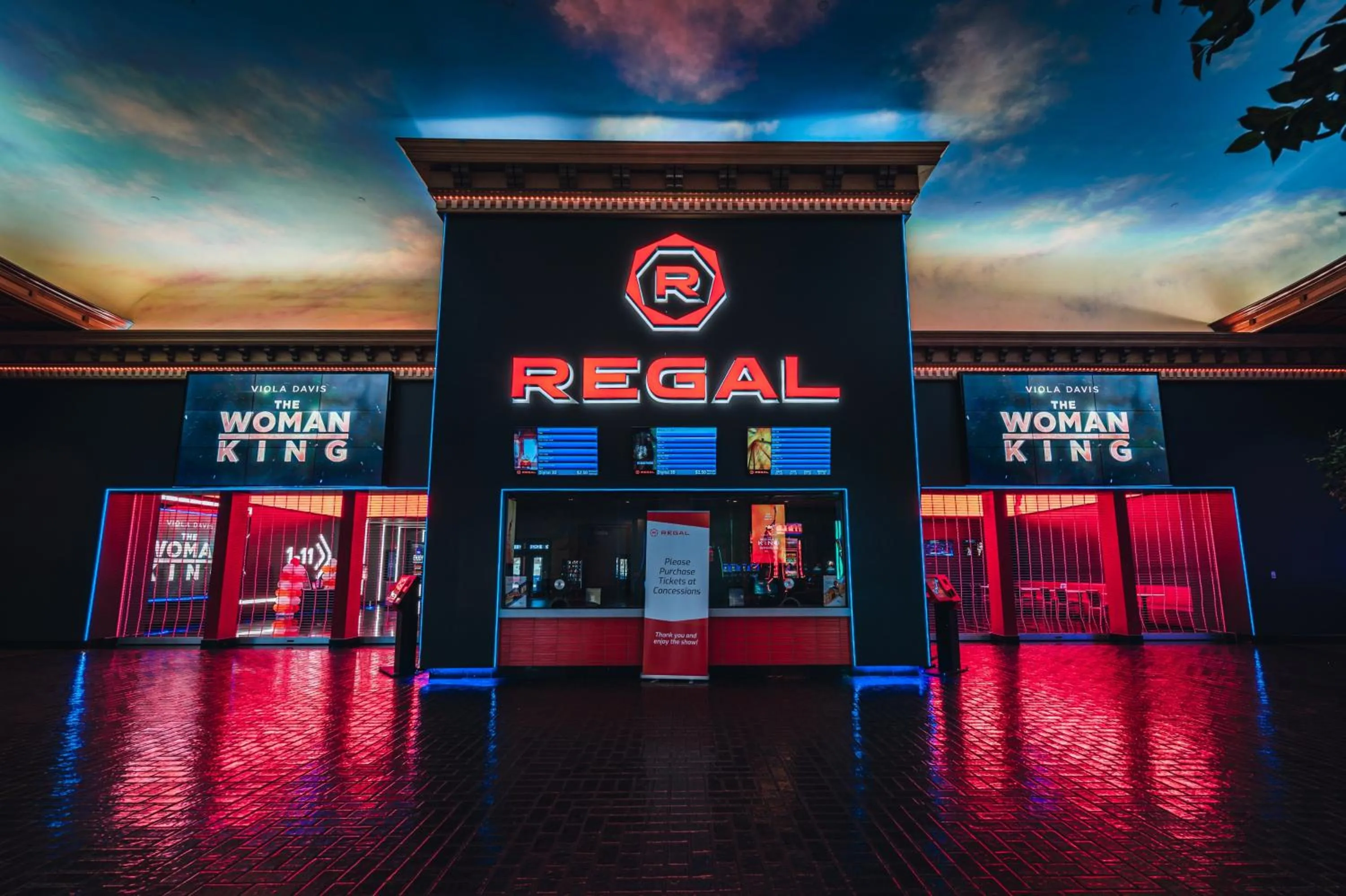 Entertainment in Boulder Station Hotel & Casino