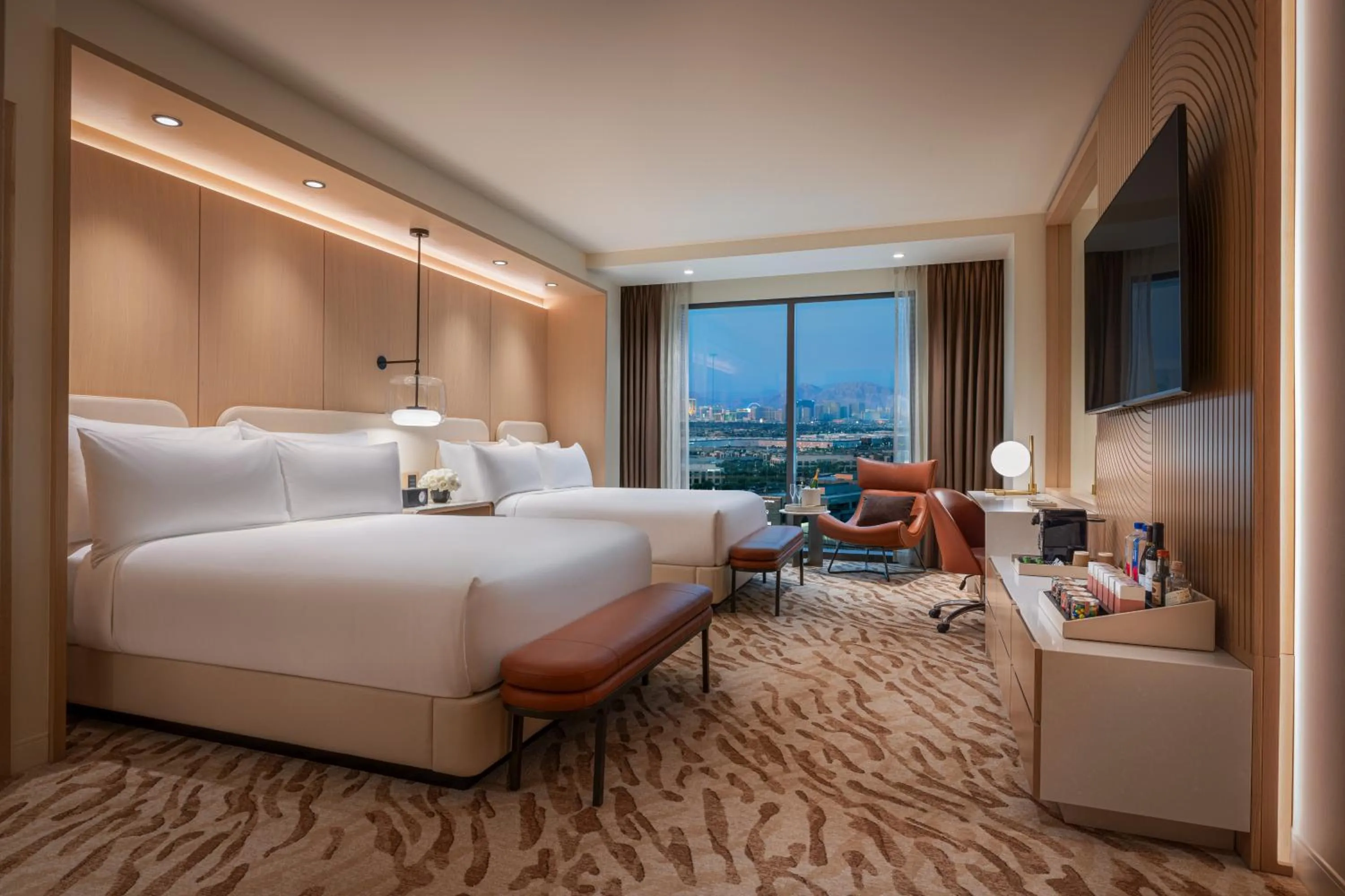 Bedroom, Bed in Durango Casino & Resort