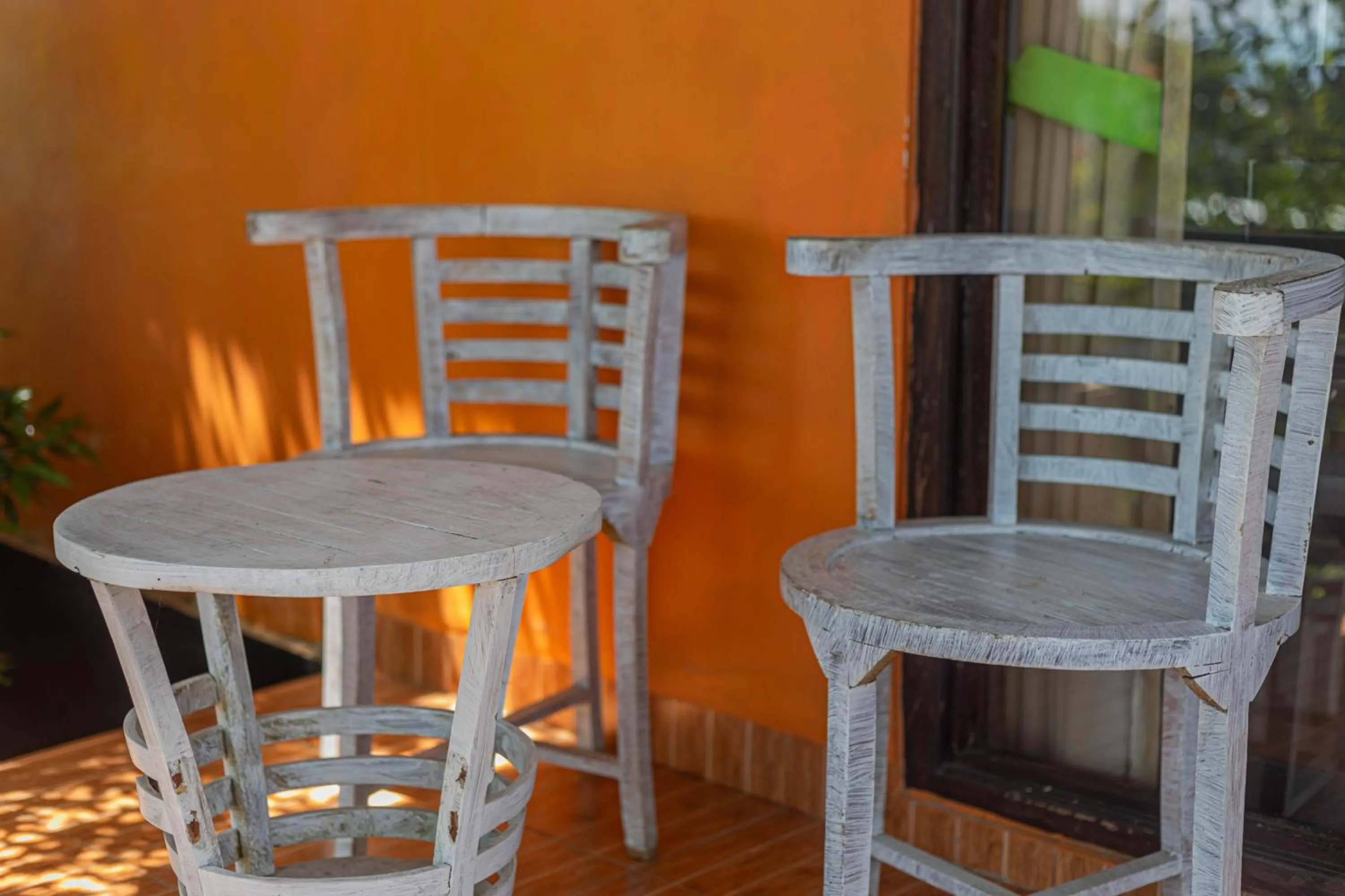 Day in La Village Hill View