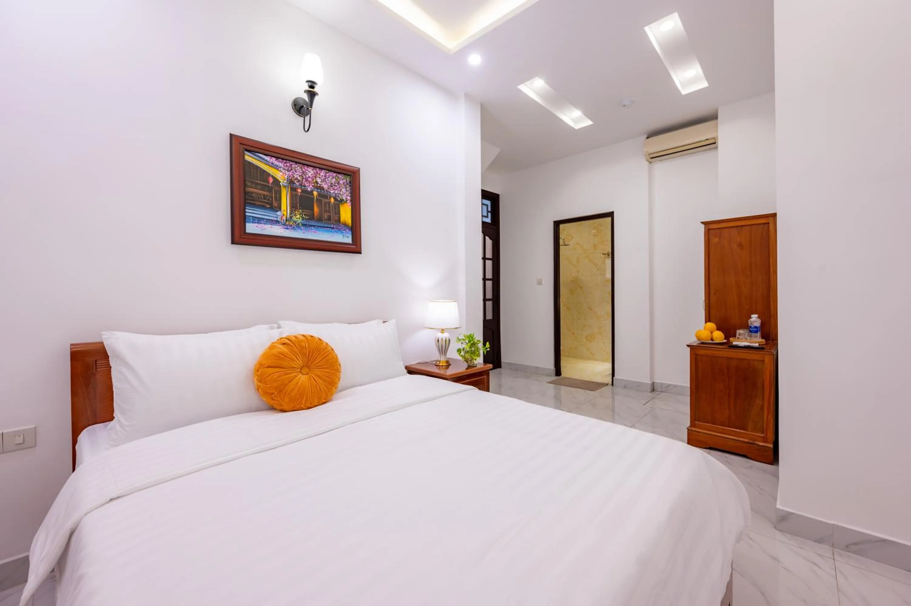 Bed in Golden Sun Hotel Hoi An