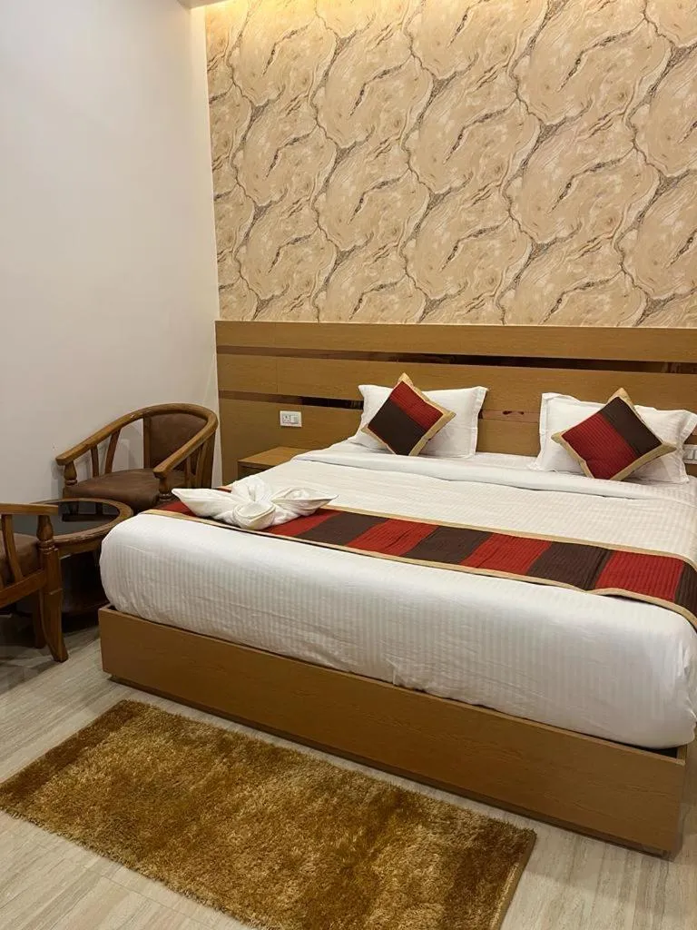 Bed in Hotel Royal Casa