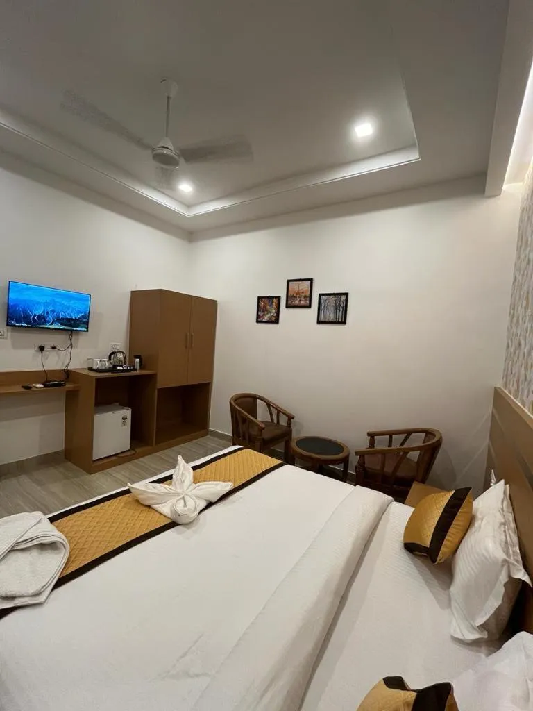 Bed in Hotel Royal Casa