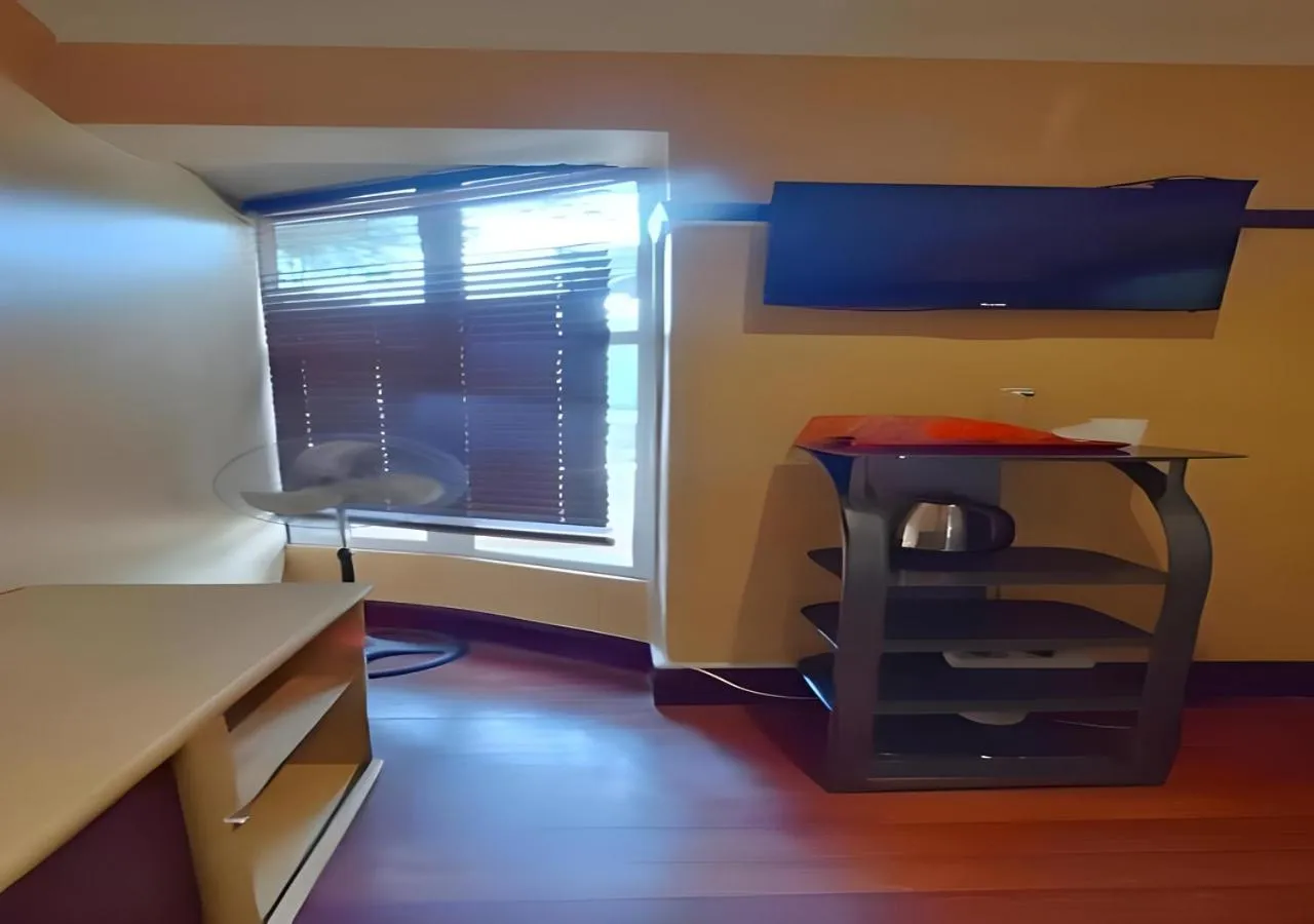 TV and multimedia in Durban inn