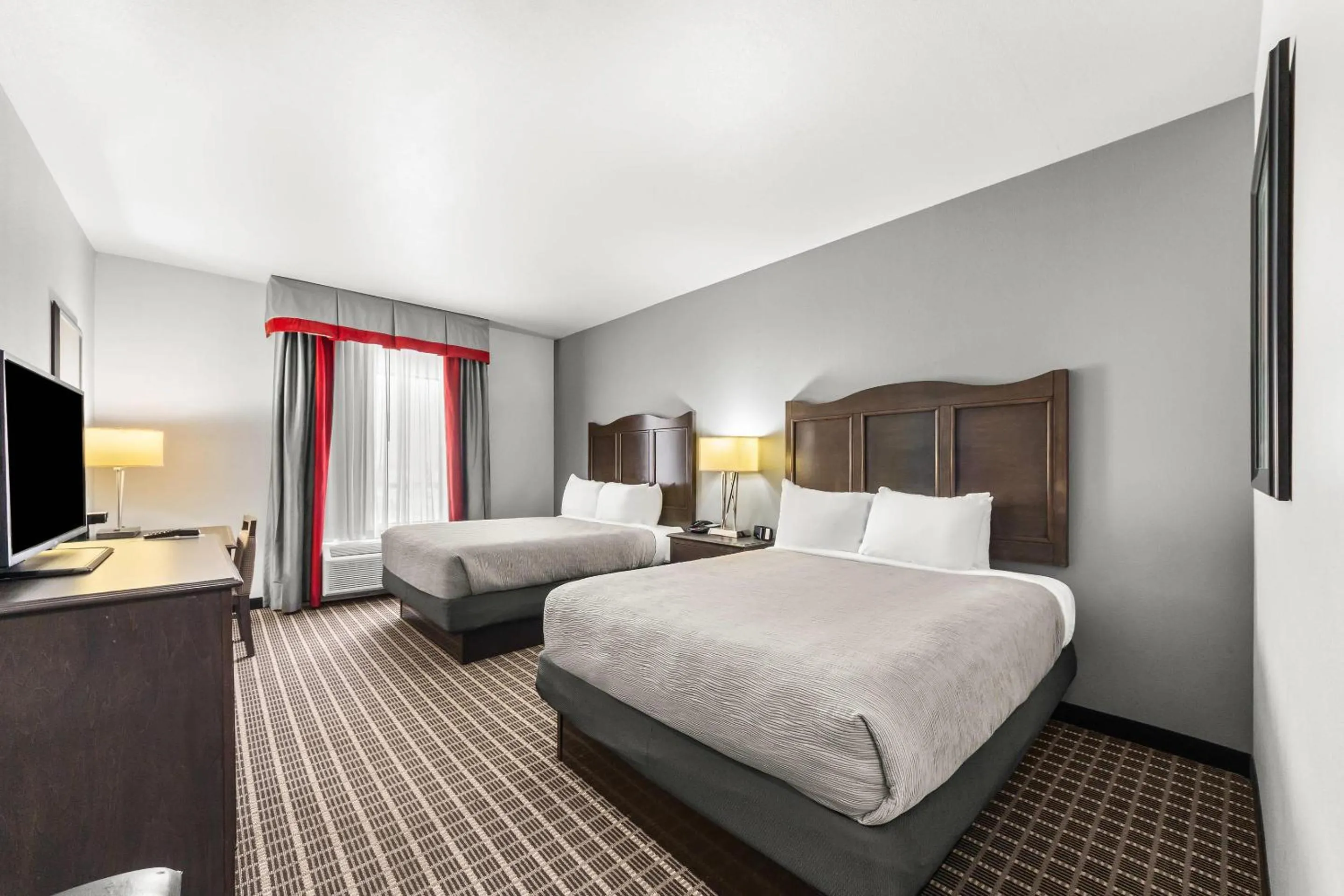 Bedroom, Bed in Quality Inn & Suites Pearsall