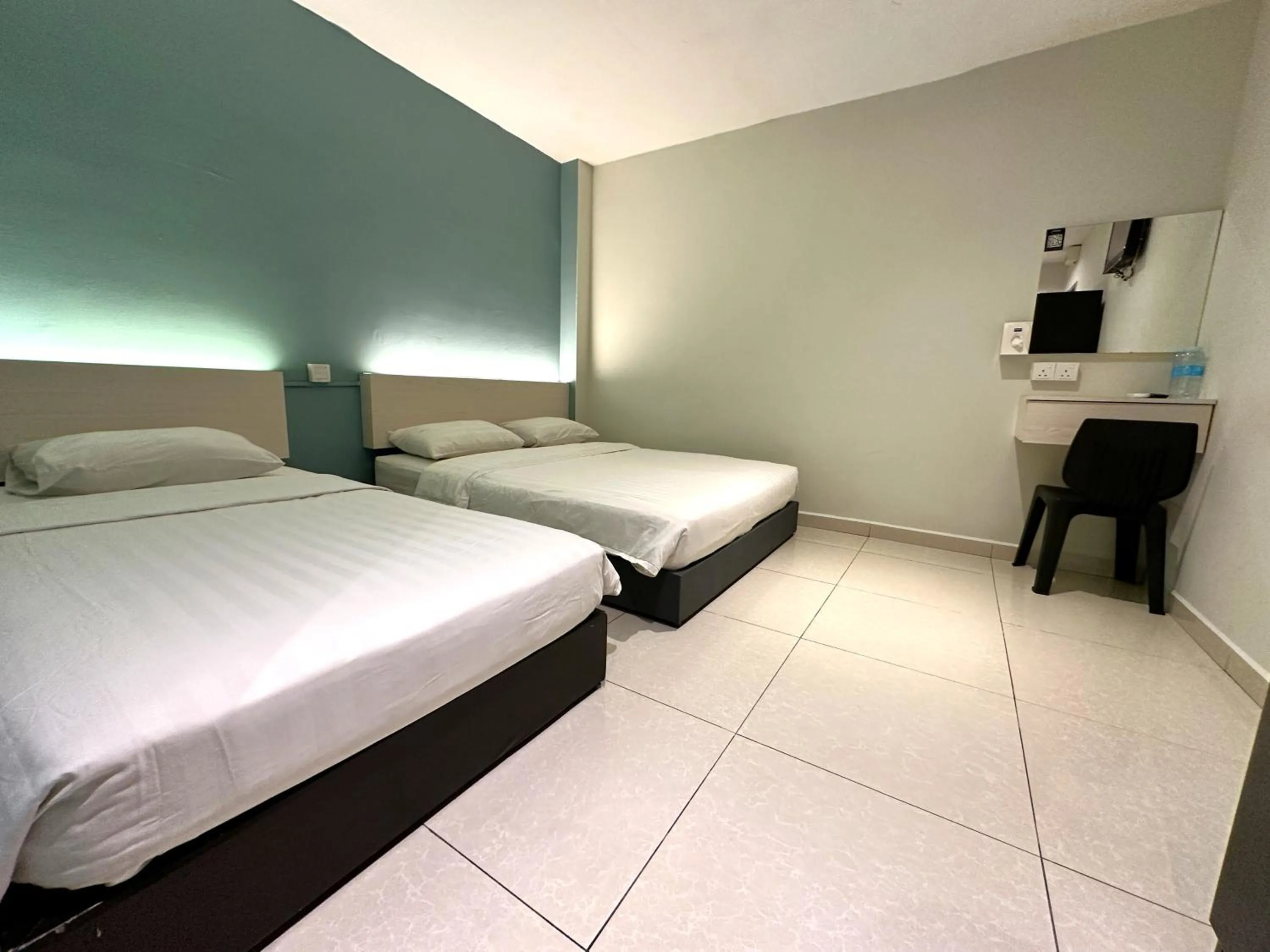 Bed in De UPTOWN Hotel @ SS2