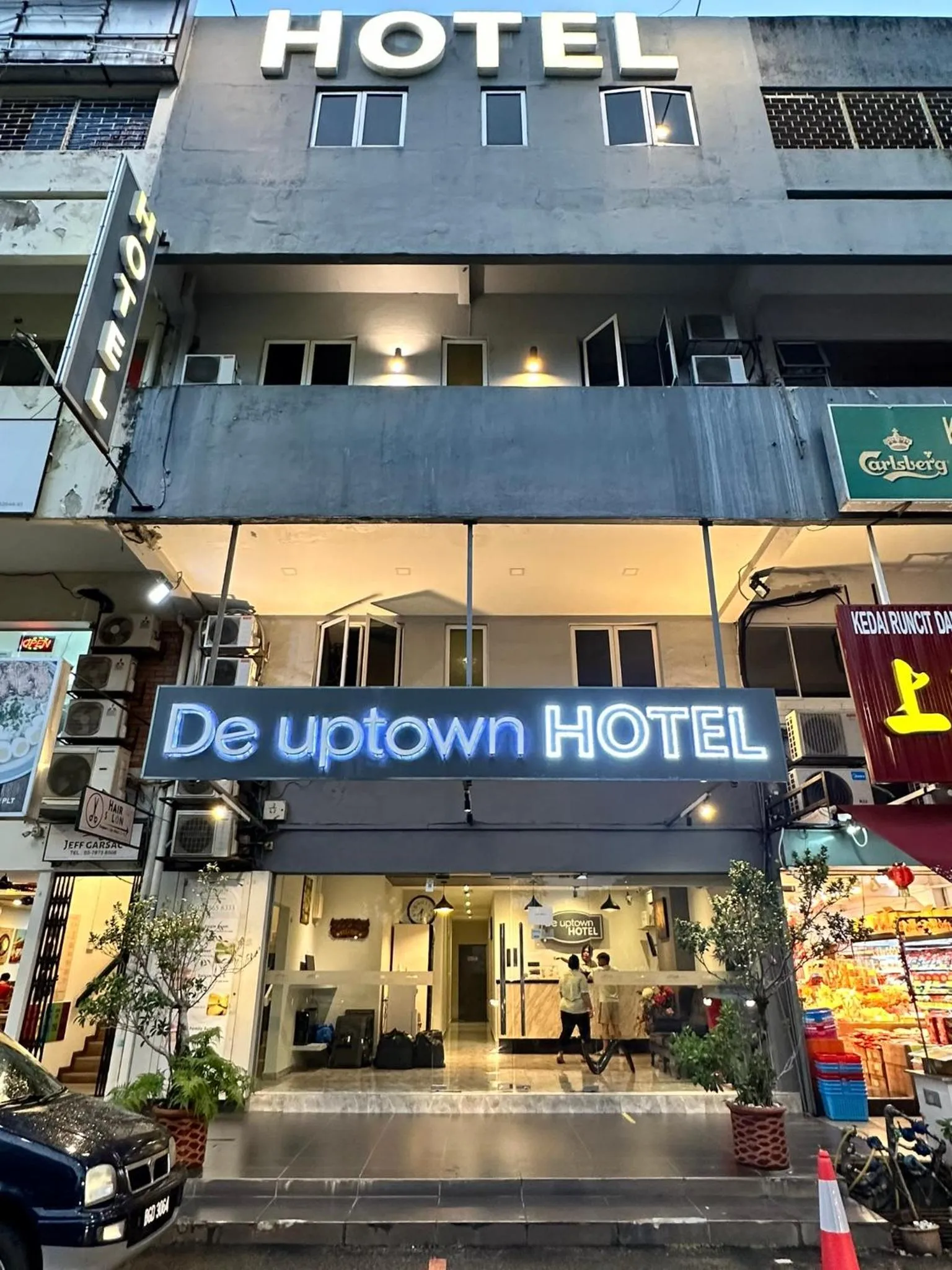 Property building in De UPTOWN Hotel @ SS2