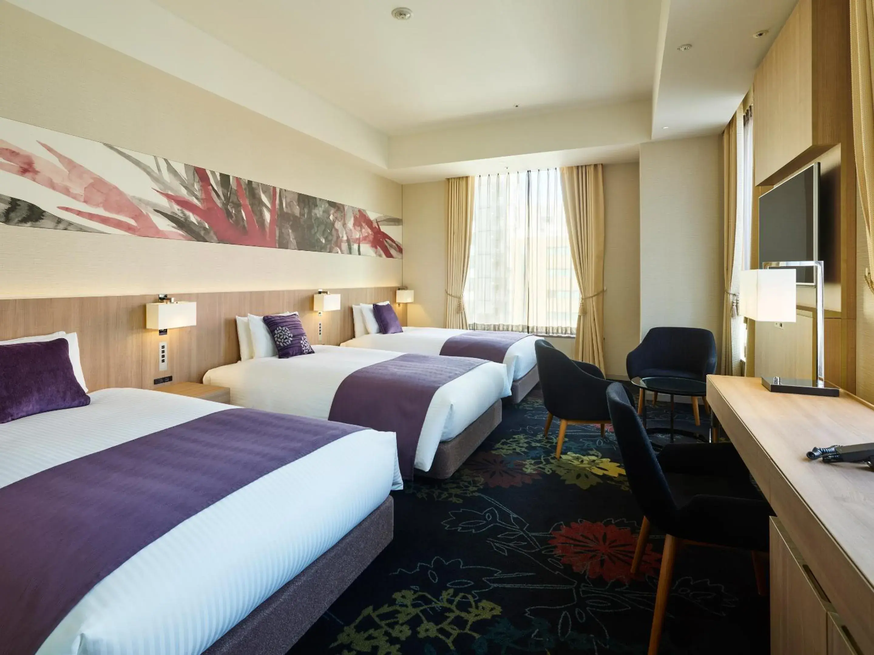 Deluxe Corner Triple Room - single occupancy in Millennium Mitsui Garden Hotel Tokyo - Ginza Deluxe Corner Triple Room - single occupancy in Millennium Mitsui Garden Hotel Tokyo - Ginza