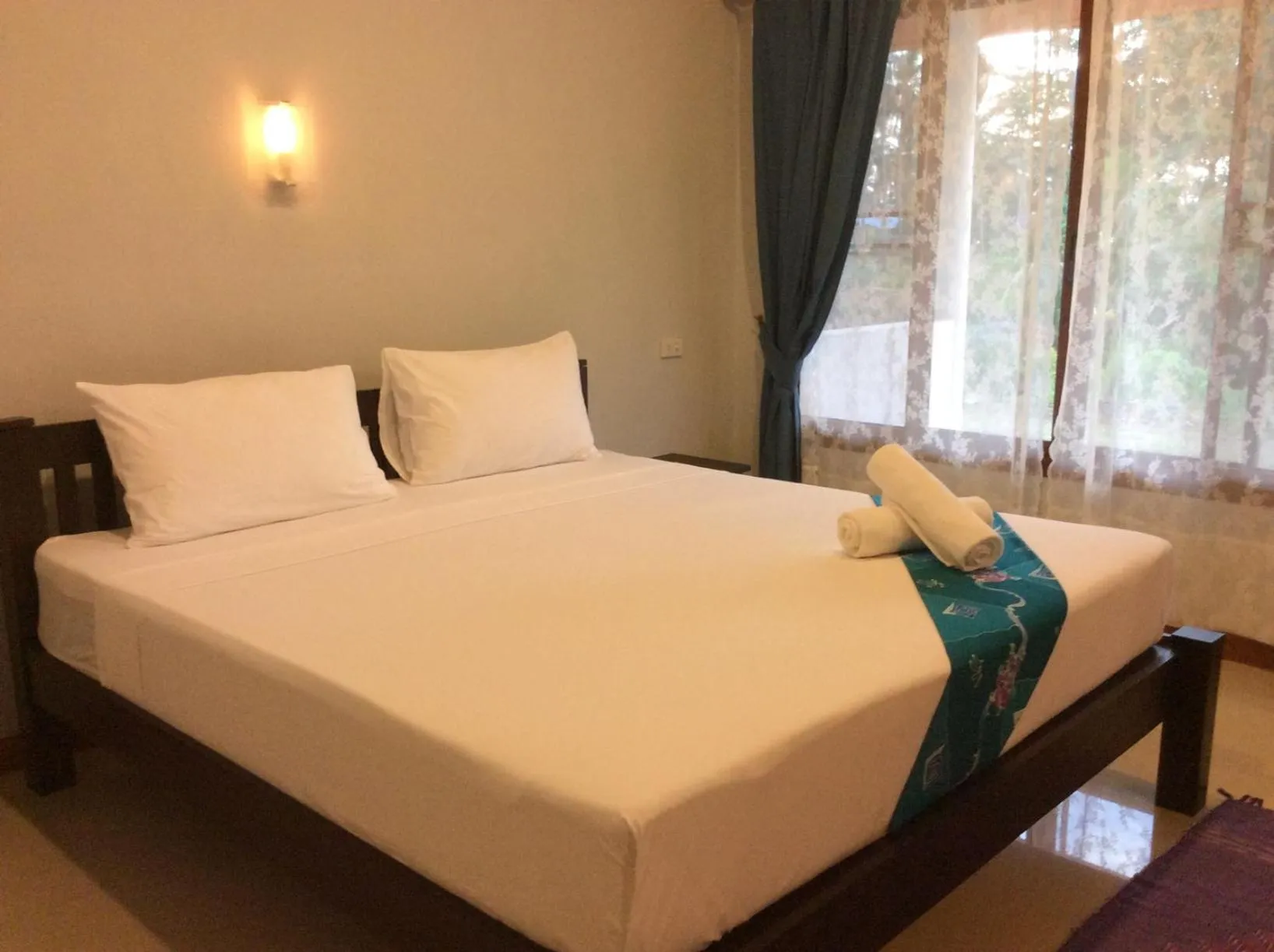 Bed in Lanta Wanida Resort