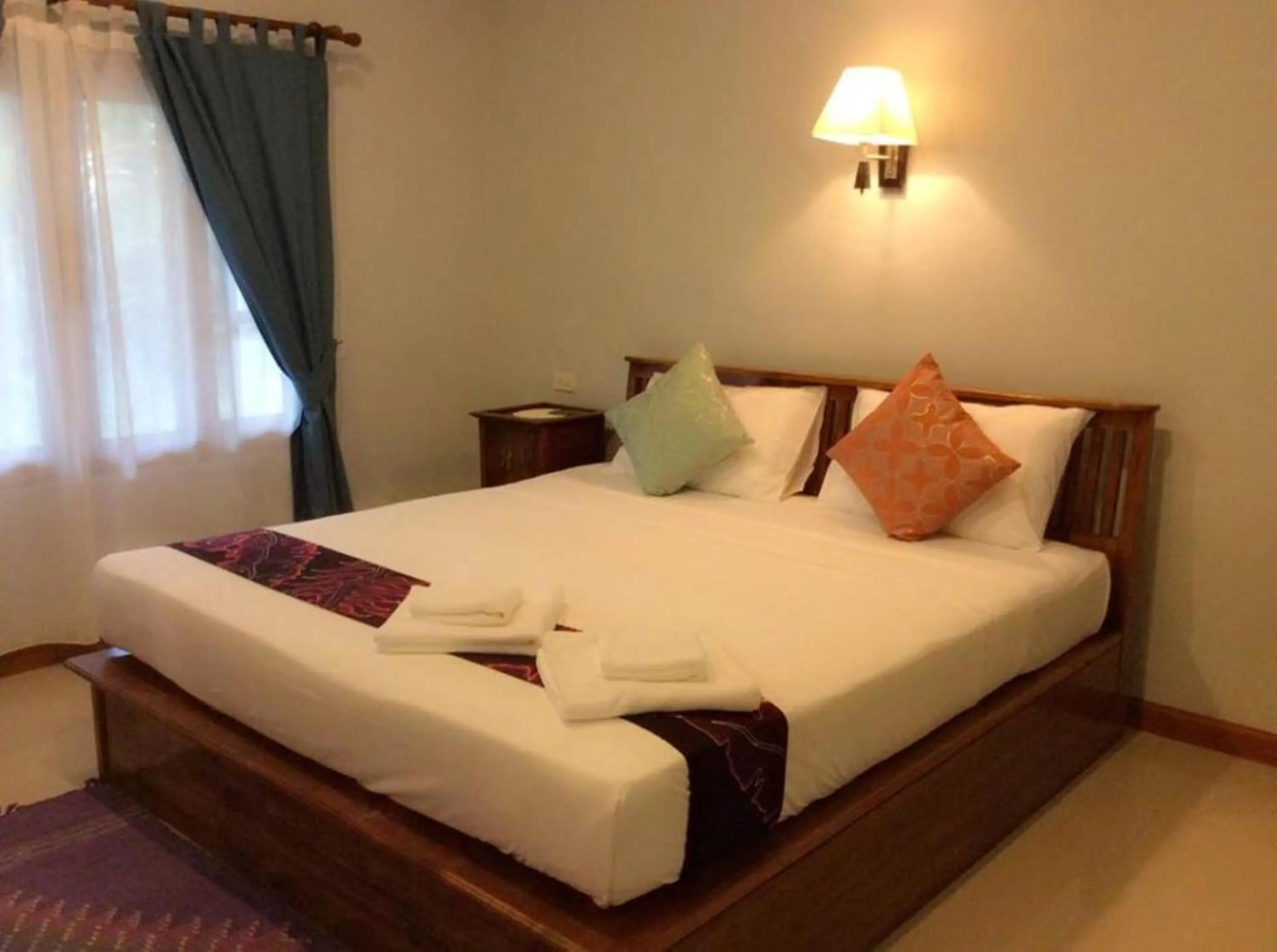 Bed in Lanta Wanida Resort