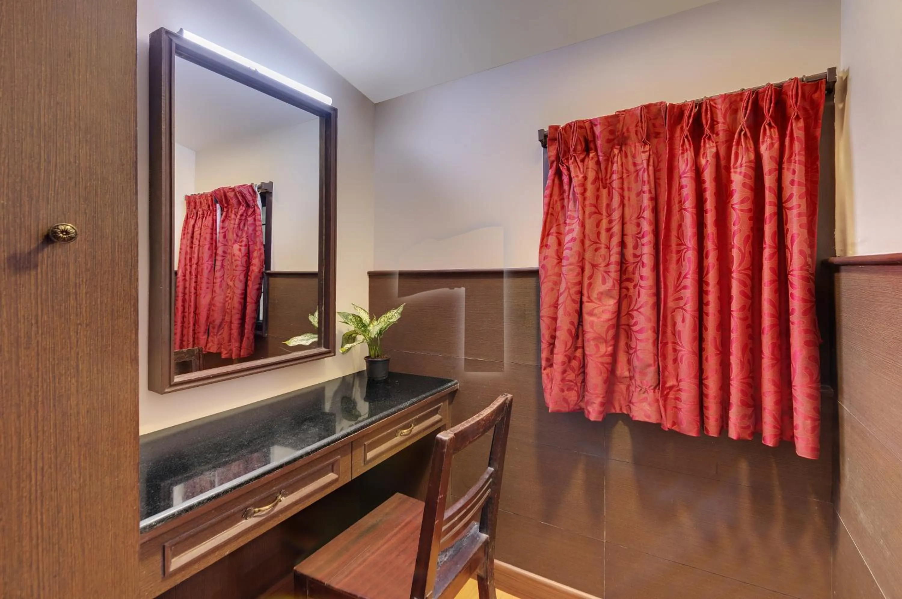 hair dresser in Holiday Home Resort