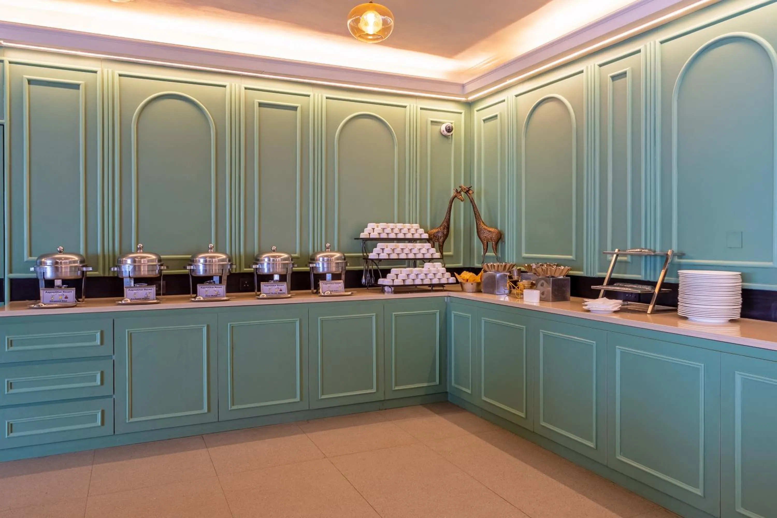 Buffet breakfast in Aapno Ghar Resort & Amusement Park