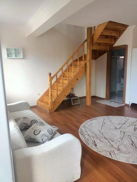 Old Town Grand Apart Hotel