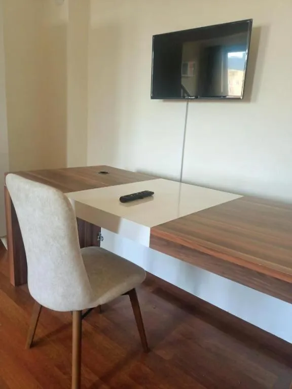 Old Town Grand Apart Hotel