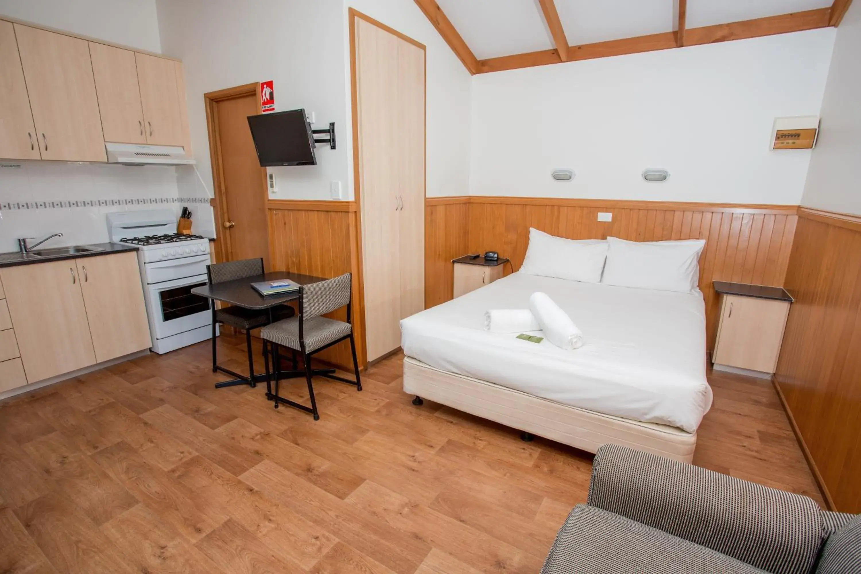 Studio in BIG4 Shepparton Park Lane Holiday Park Studio in BIG4 Shepparton Park Lane Holiday Park