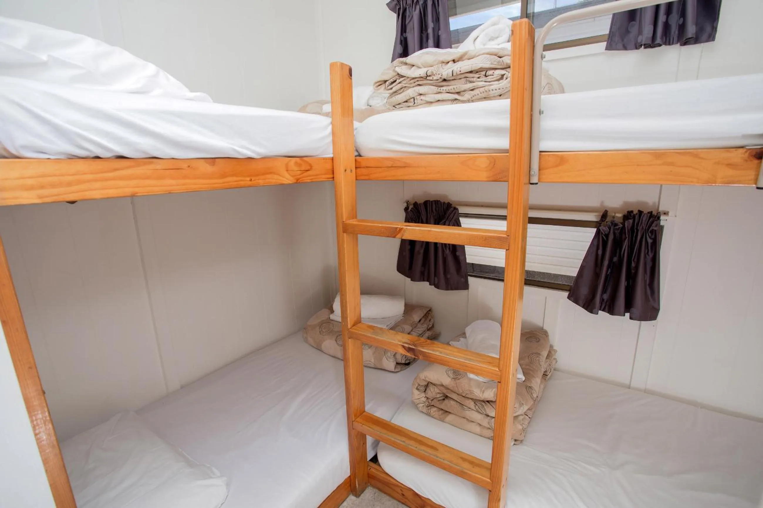 Bedroom, Bed in BIG4 Shepparton Park Lane Holiday Park