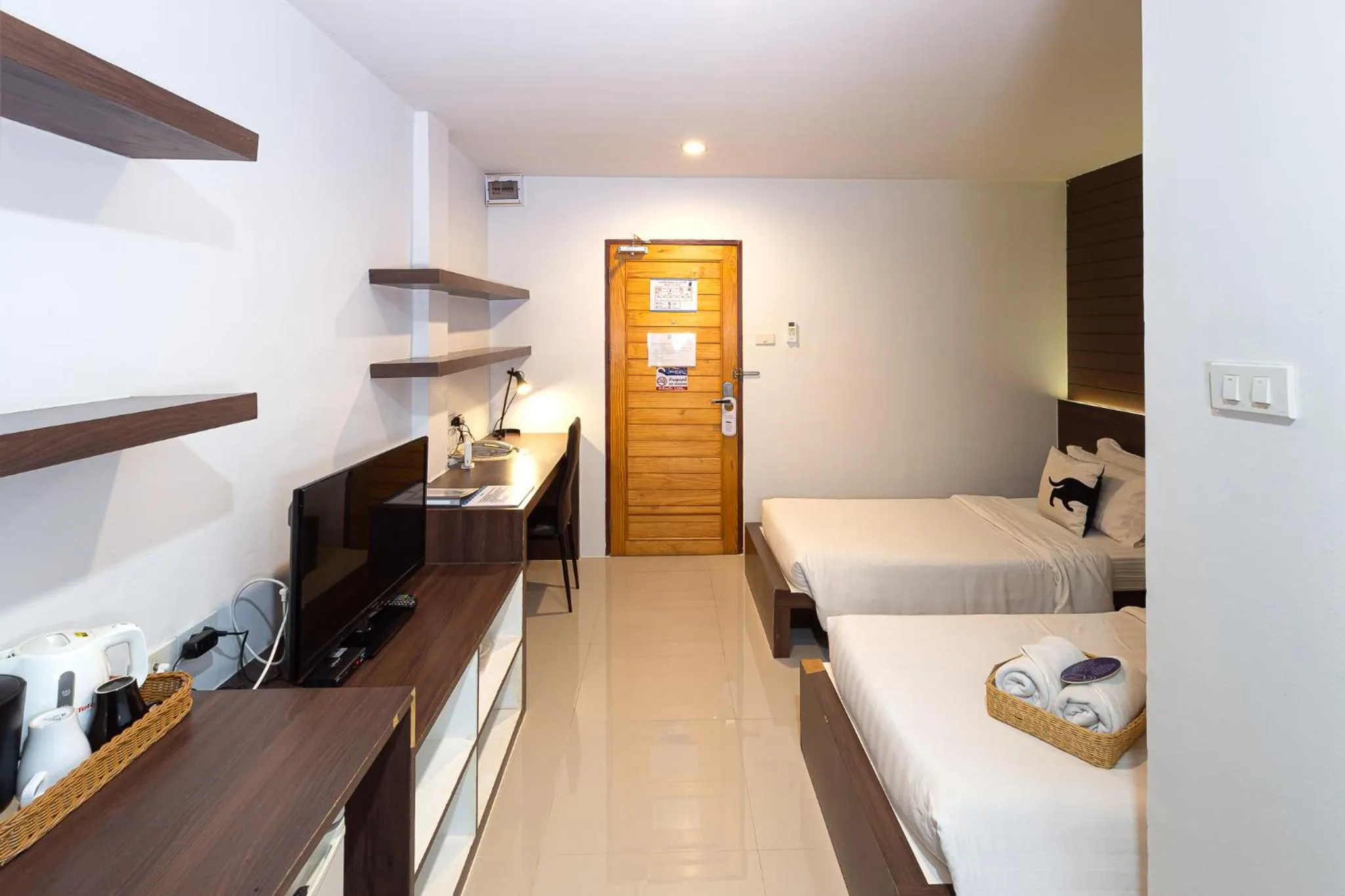 Bed in Bed By City Hotel