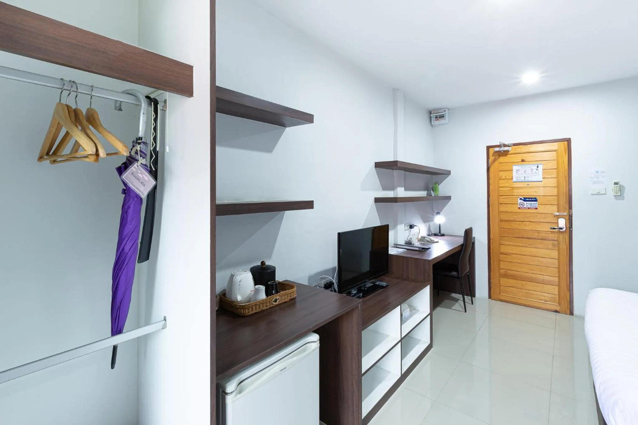 Bed in Bed By City Hotel