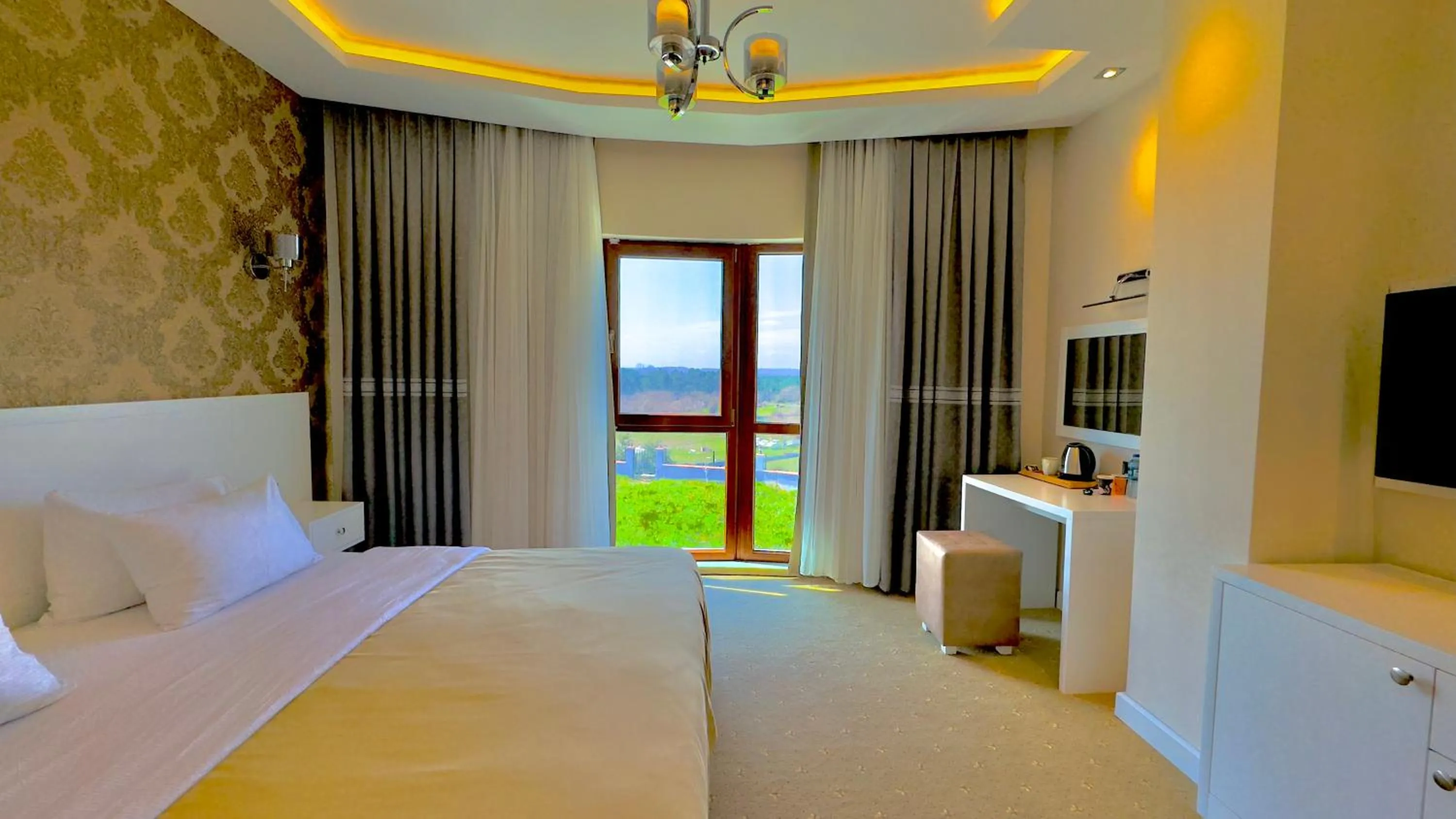 Bed in Green Roof Boutique Hotel & SPA Istanbul Airport