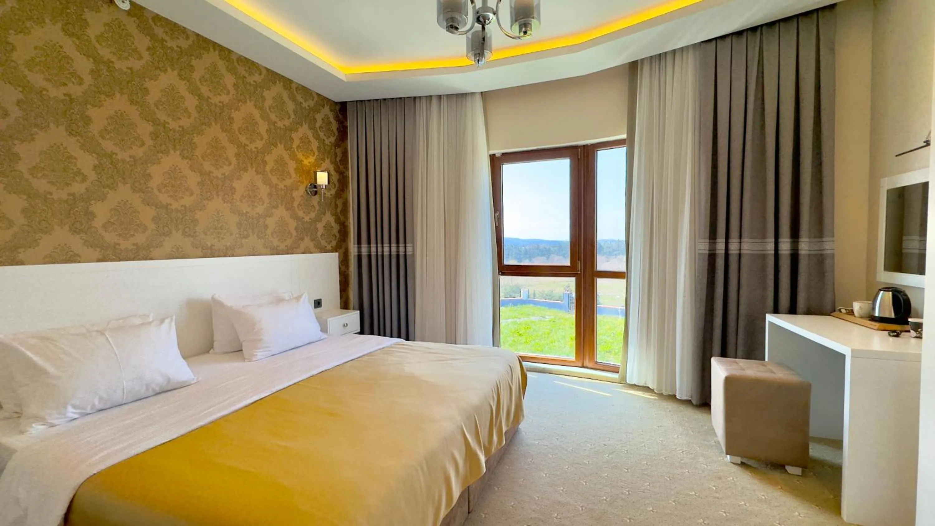 Bed in Green Roof Boutique Hotel & SPA Istanbul Airport