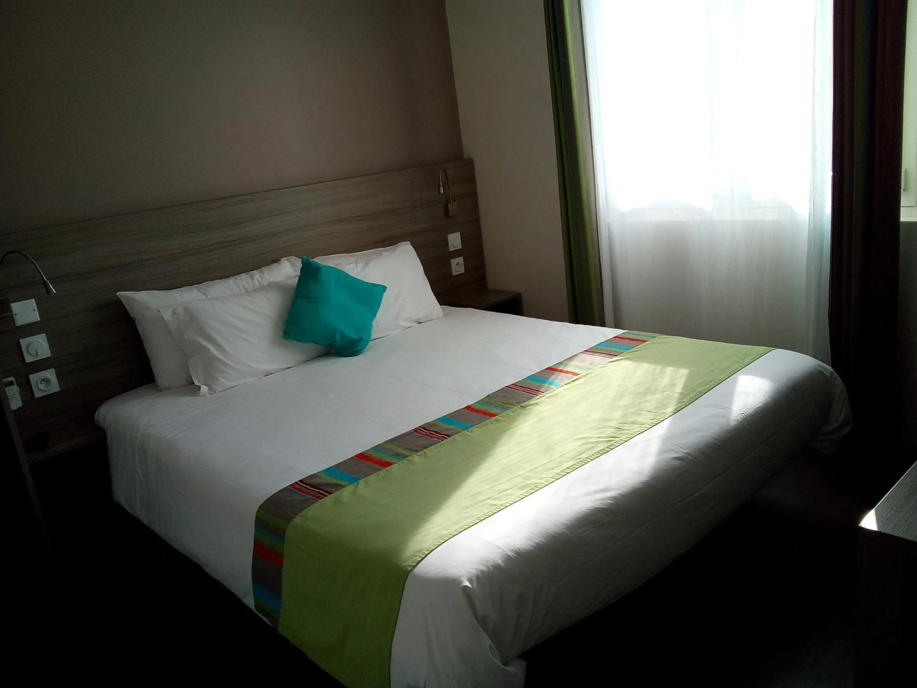Bed in Hotel Le Majestic Canet plage