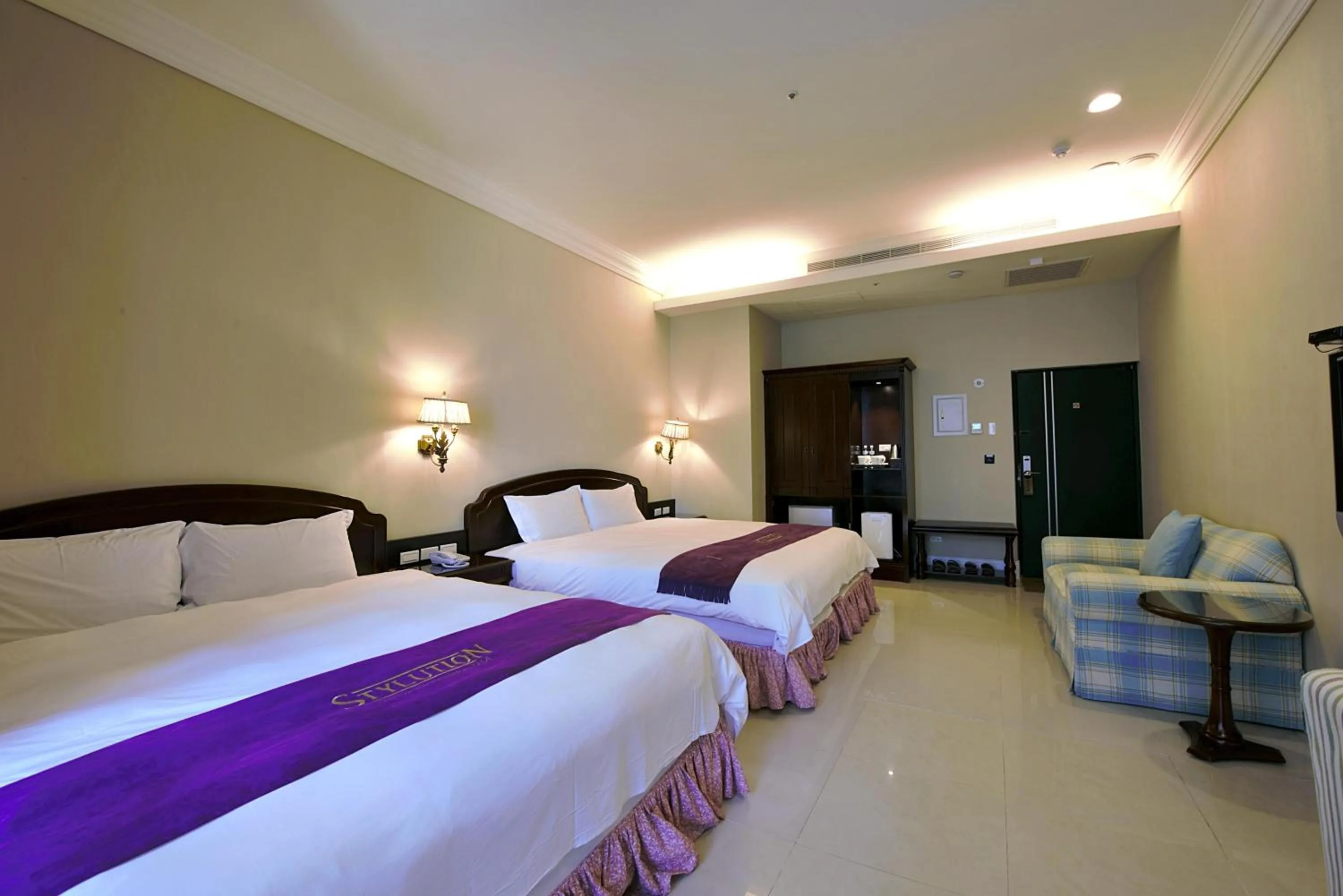 Bed in Muen Hot Spring Hotel