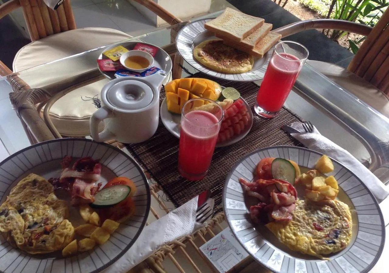 Breakfast in Radiant Jepun Villa