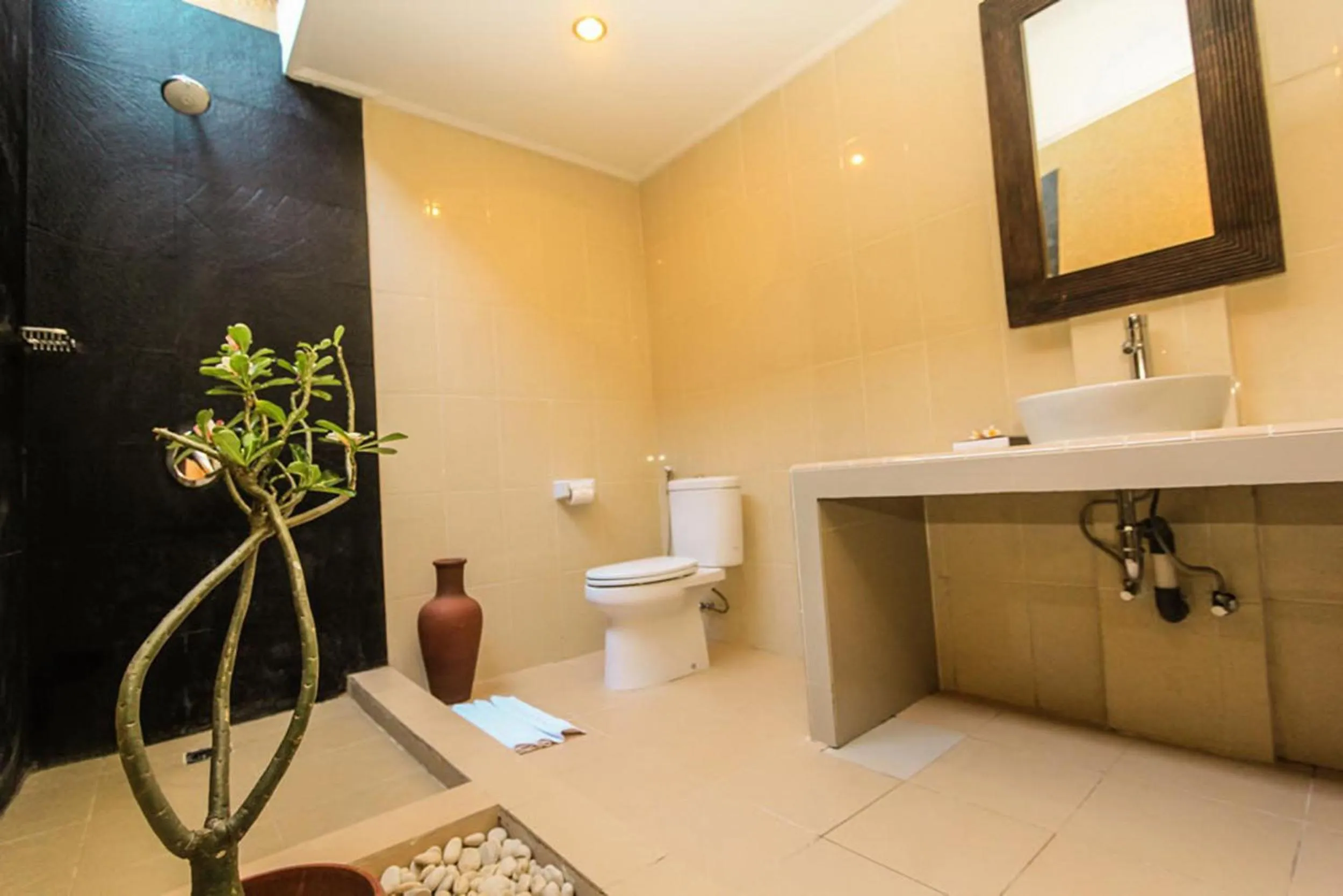 Bathroom in Radiant Jepun Villa
