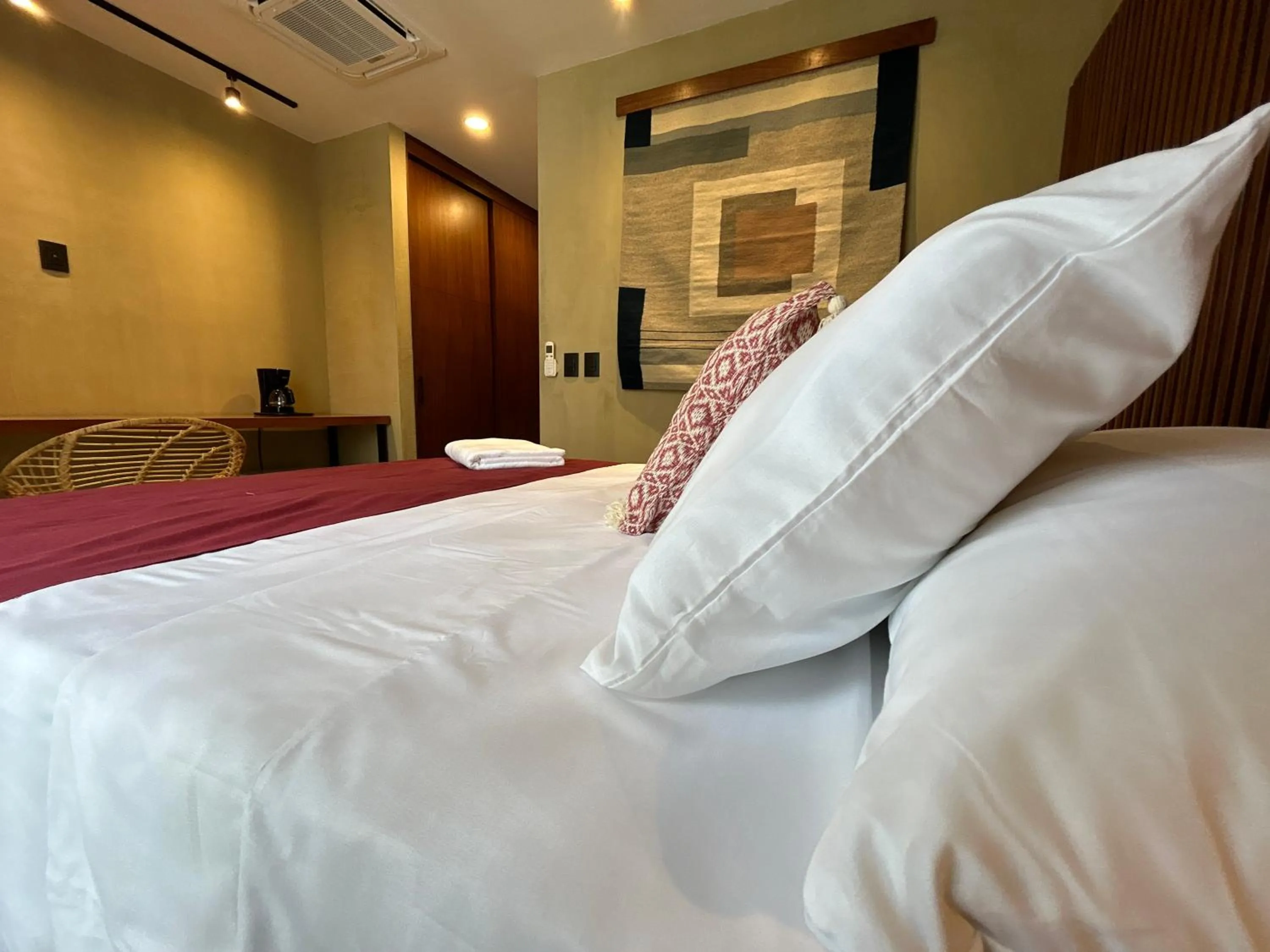 Bed in Maramara Centro