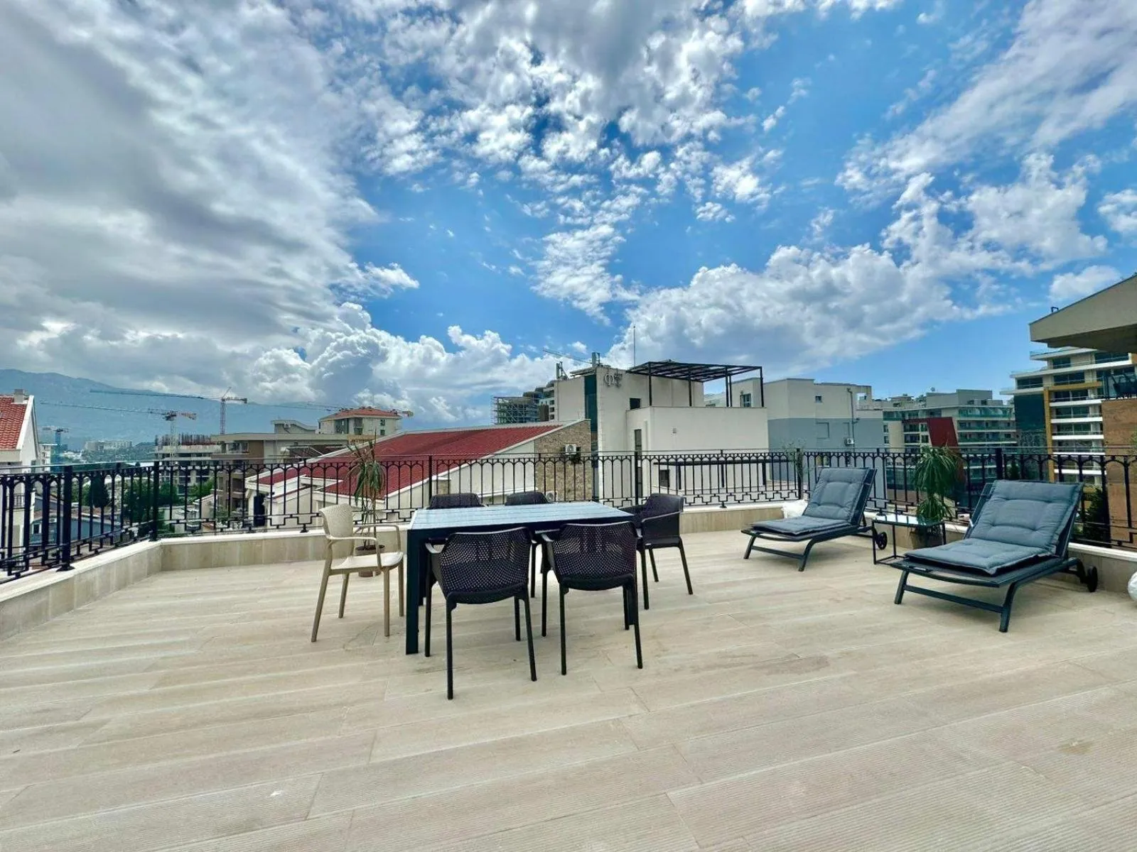 Balcony/Terrace in Comfort Apartments Pasha